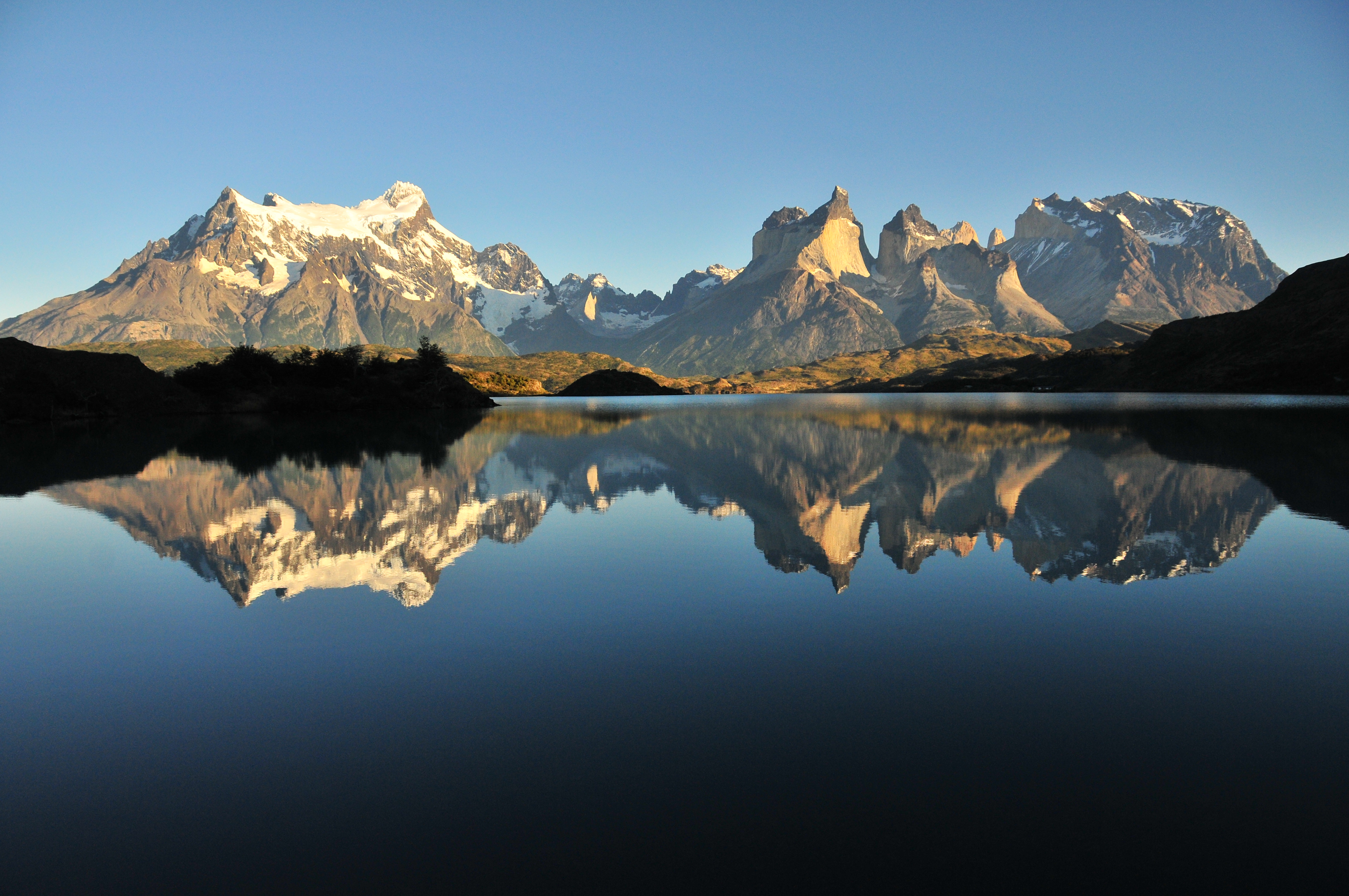 Torres del Paine National Park, Chile. Vista desde el Lago Pehoé