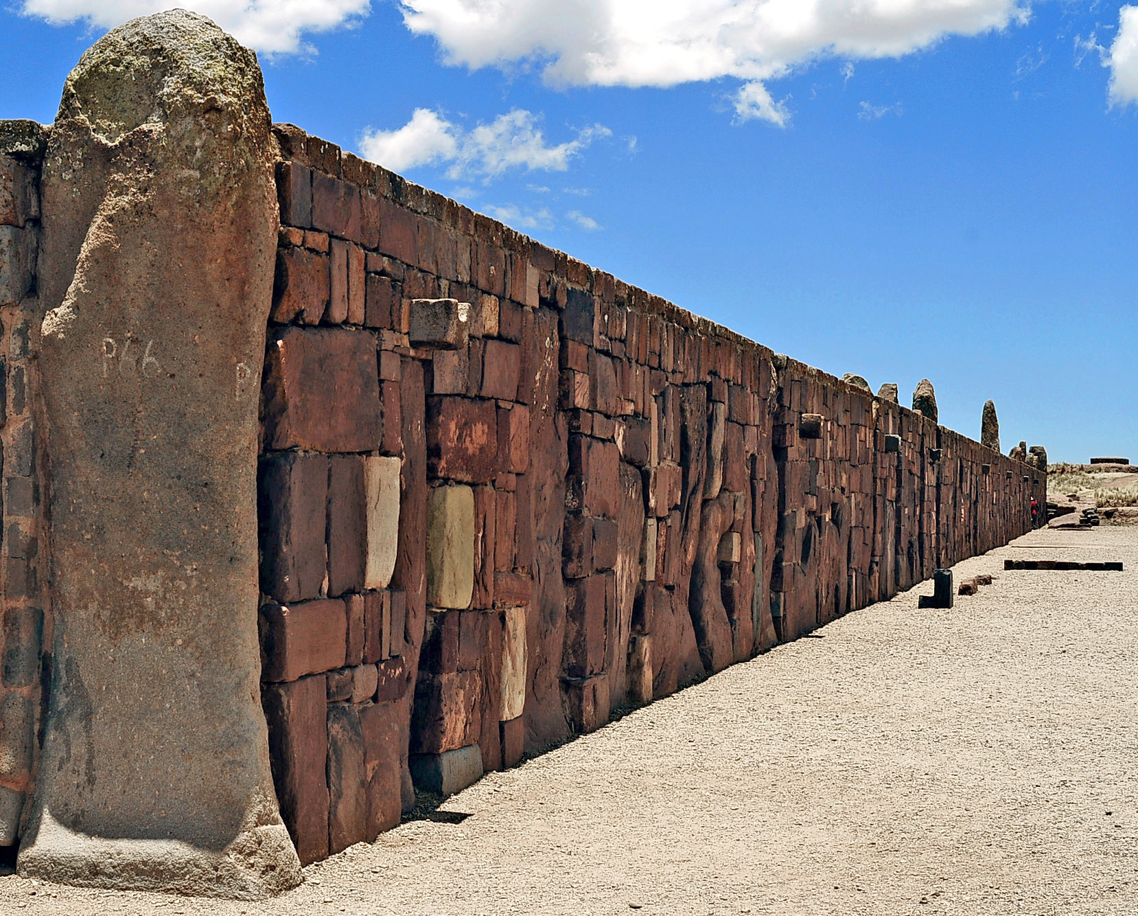 Outer wall of the "Kalasasaya" structure. Archaeological place of Tiwanaku, Ingavi, La Paz, Bolivia