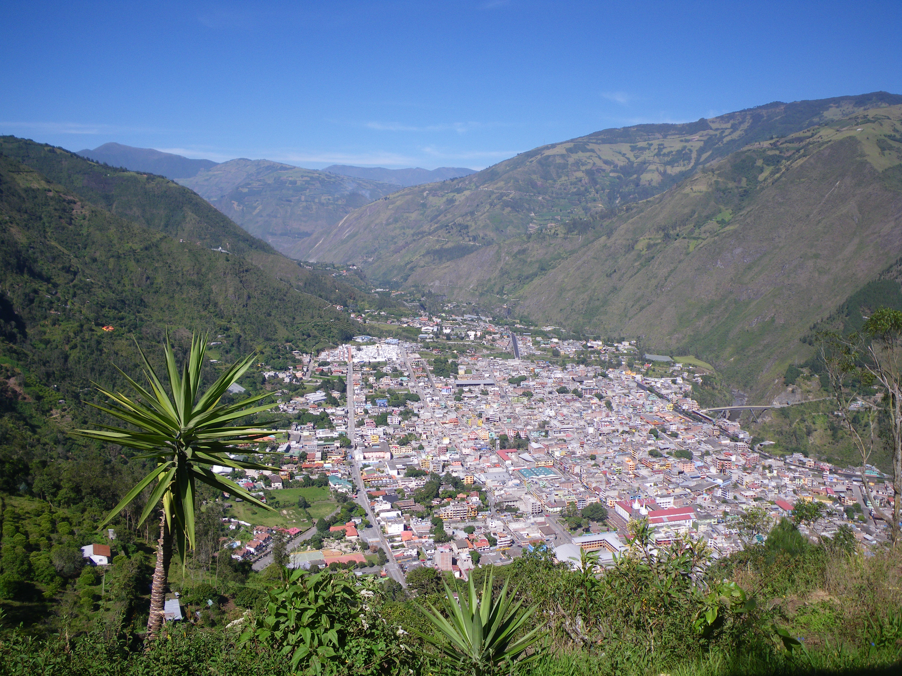 Baños, Tungurahua, as viewed from the eastern mountains on 18 November 2011.