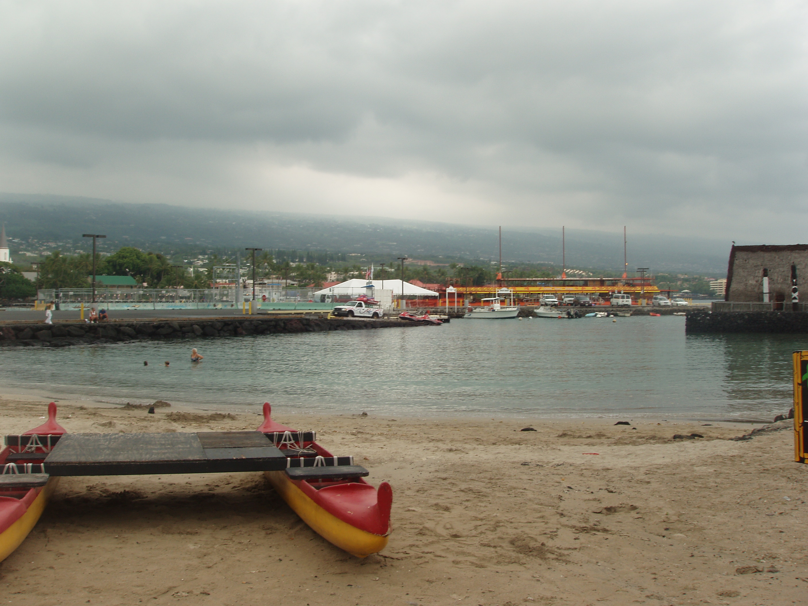 Kamakahonu Beach and Kailua Pier