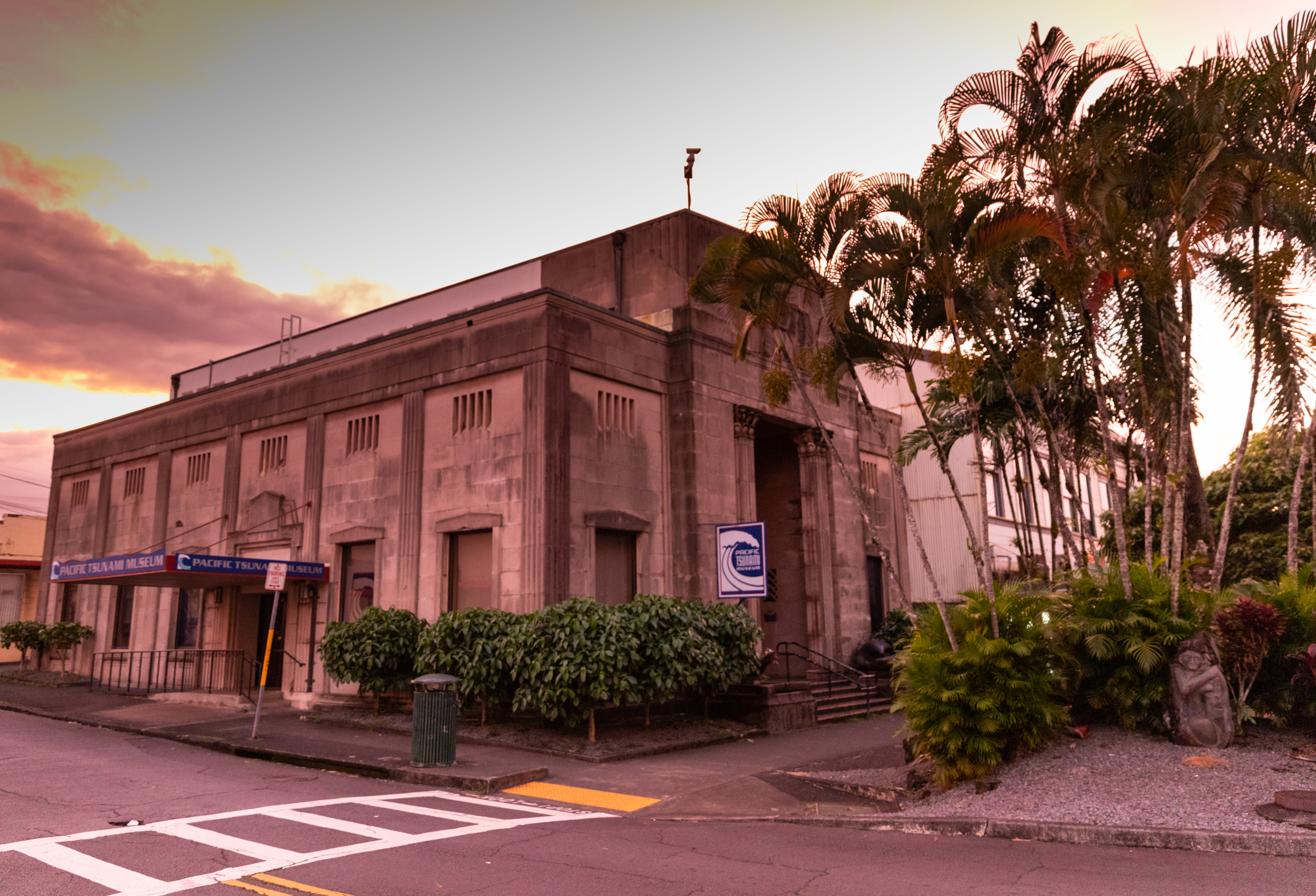 Hilo Pacific Tsnumai Museum Big island Hawaii Park