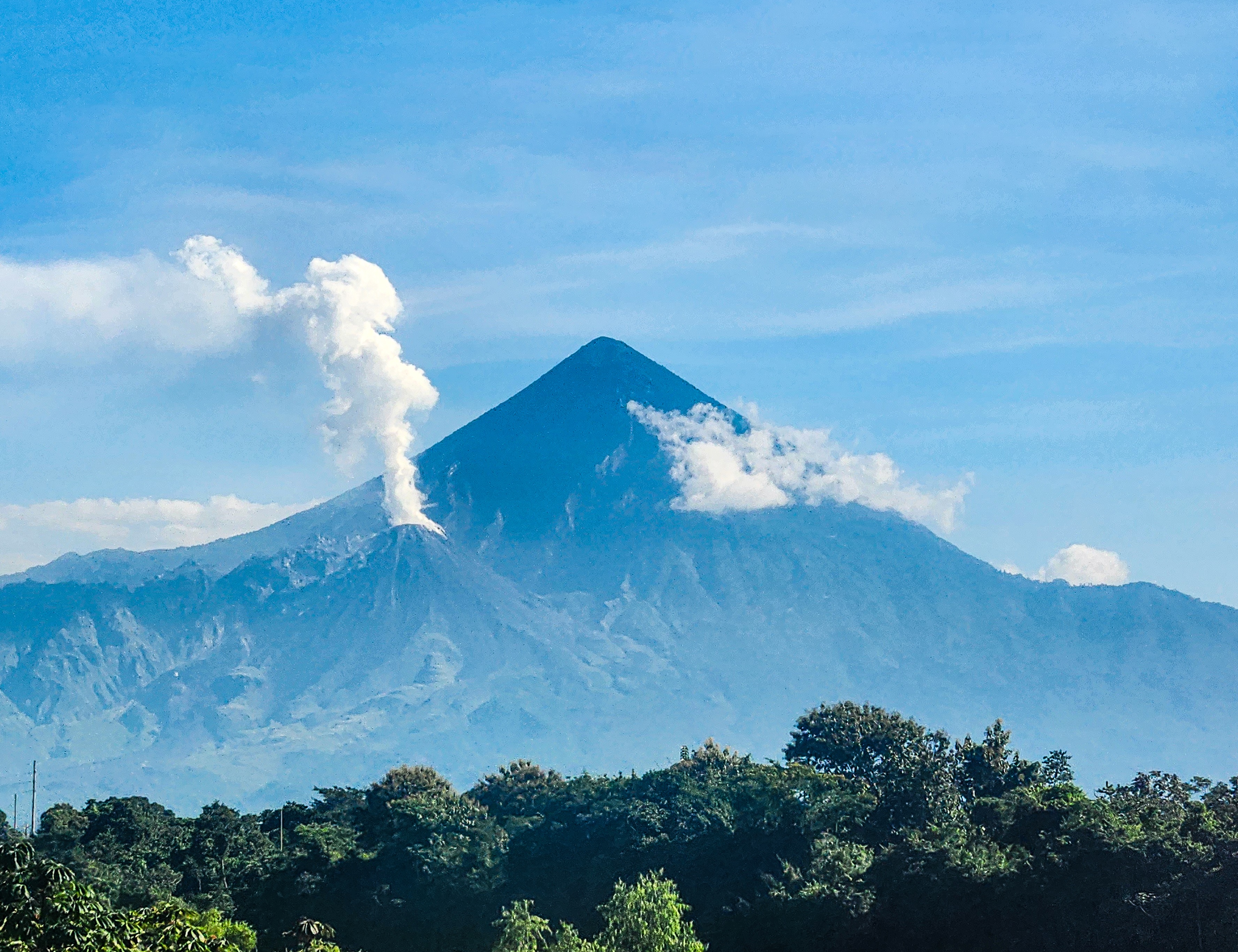 The Santa Maria volcano seen from a distance