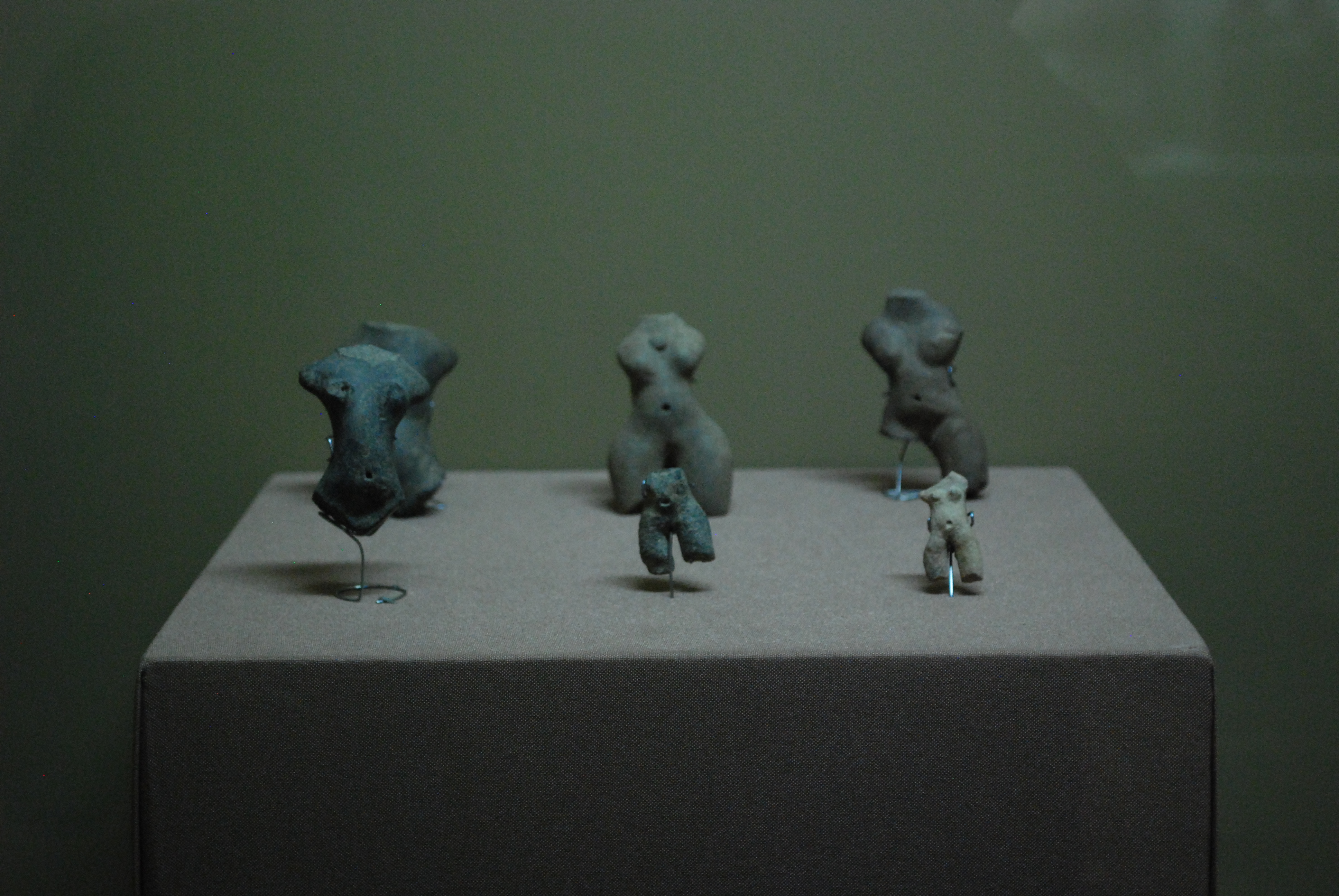 Ceramic figures dating from 1700 to 1300 BCE from Paseo de la Amada, Mazatán, Chiapas on display at the Regional Museum of Tuxtla Gutierrez, Chiapas, Mexico