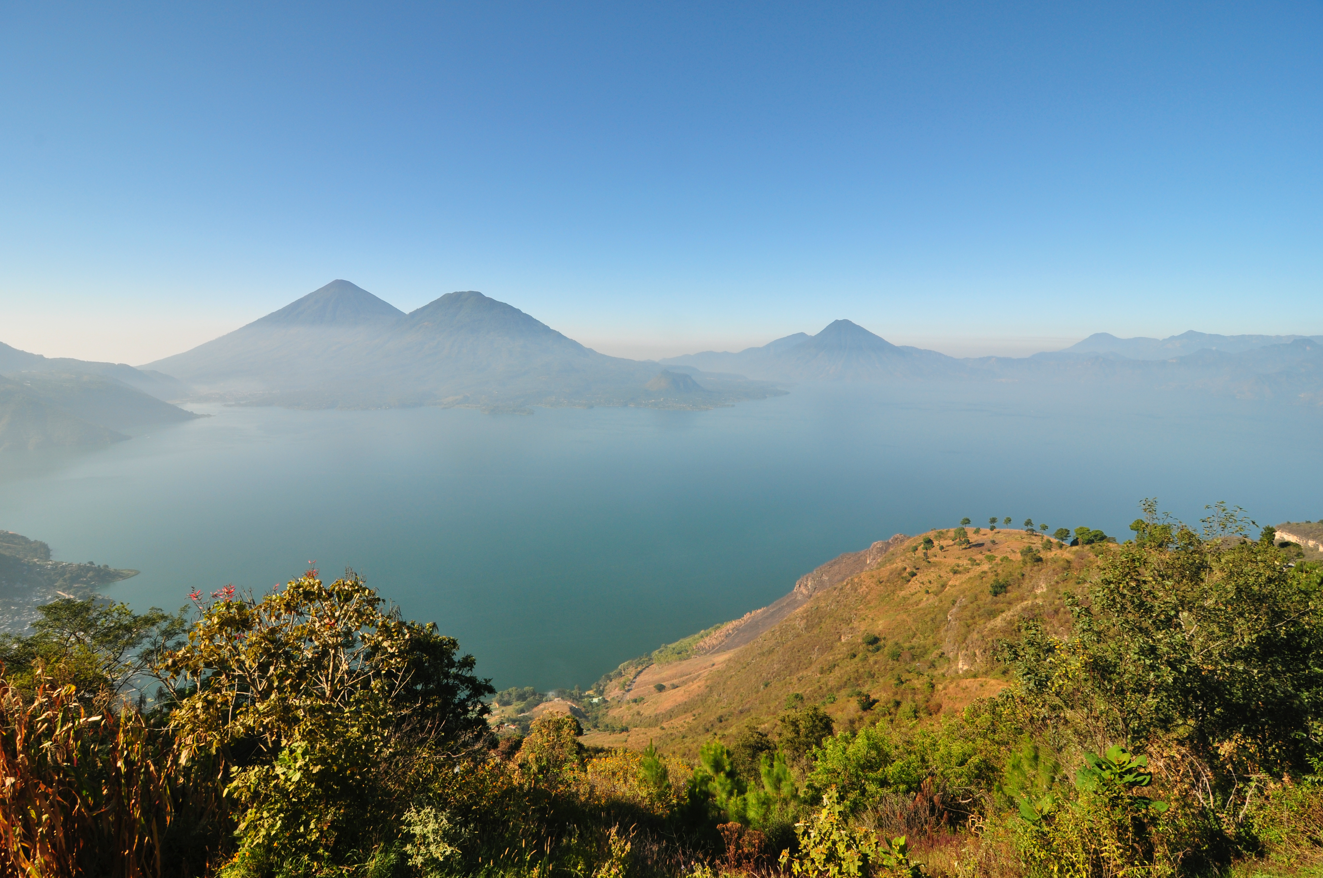 Lago de Atitlán Lake Atitlan Guatemala 2009 panorama