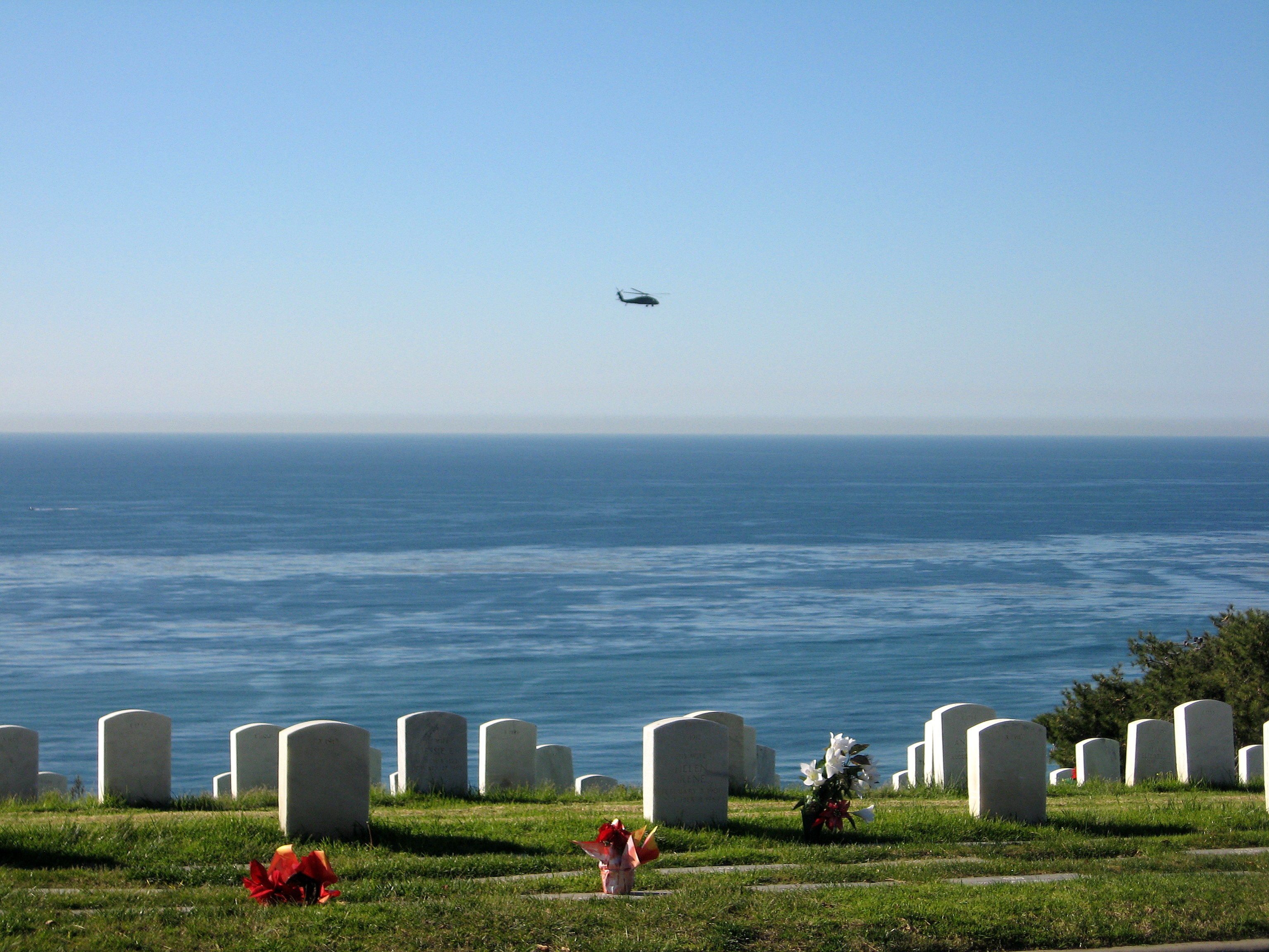 Fort Rosecrans National Cemetery in San Diego, California, USA.






This is an image of a place or building that is listed on the National Register of Historic Places in the United States of America. Its reference number is 16000054 (Wikidata).