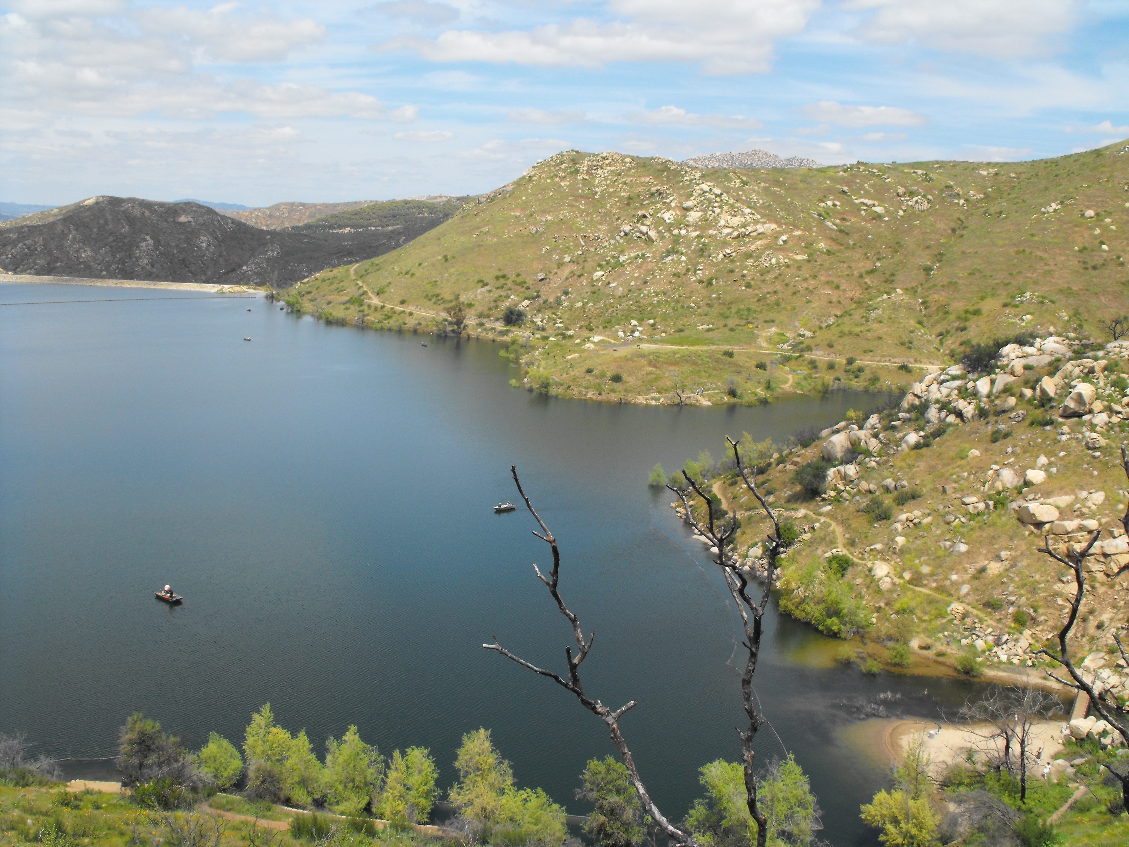 Lake Poway reservoir—in Poway, San Diego County, Southern California.
With California chaparral habitat on slopes, in the northwestern Peninsular Ranges foothills.