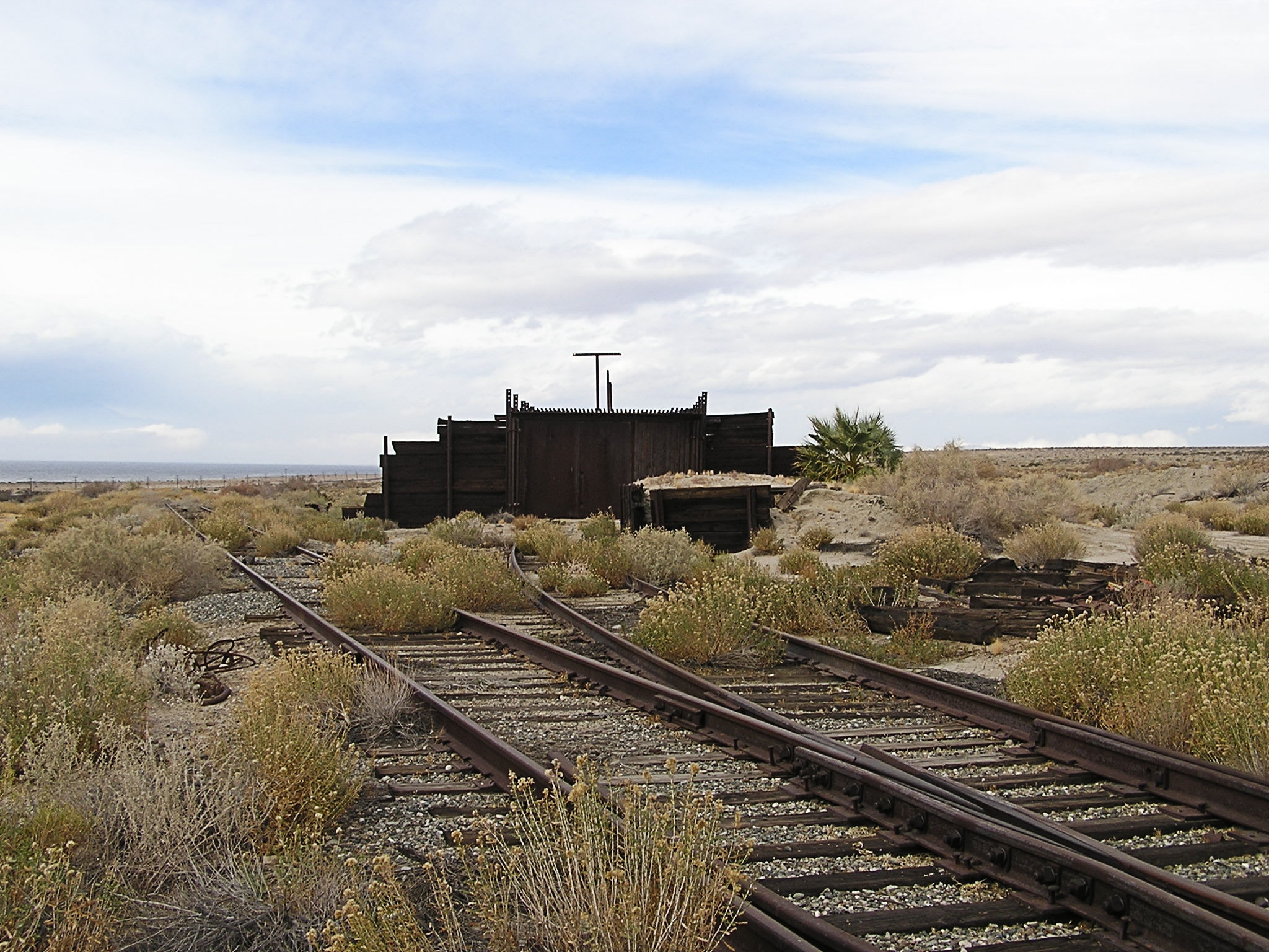The maintenance equipment shed at the Ferrum end of the Eagle Mountain Railroad.
Located adjacent to the Salton Sea in the Colorado Desert — Riverside County, Southern California.