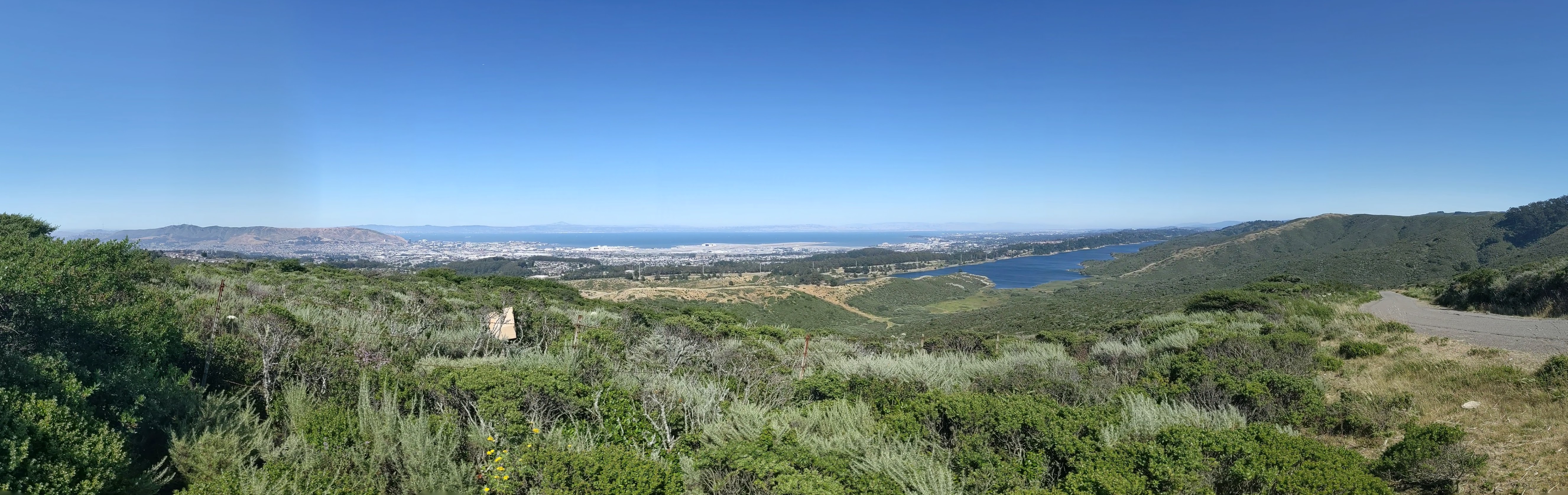 A panorama from near the summit of Sweeney Ridge trail