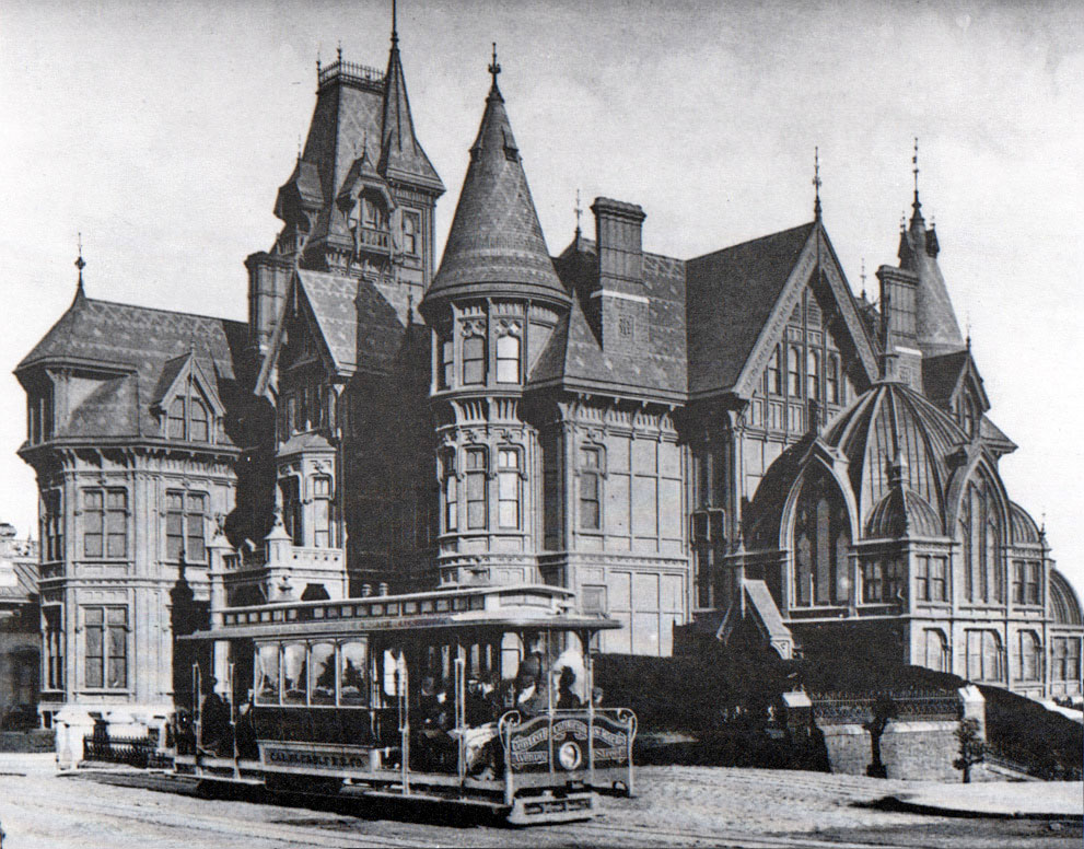 Mark Hopkins mansion from California Street