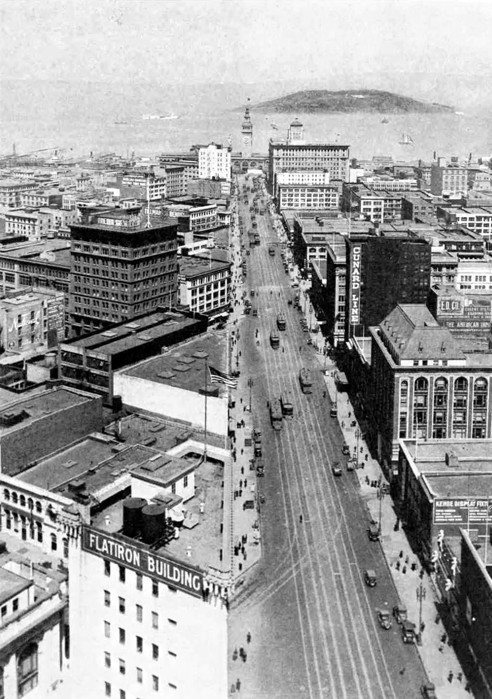 San Francisco Market Street, looking toward the bay in 1922