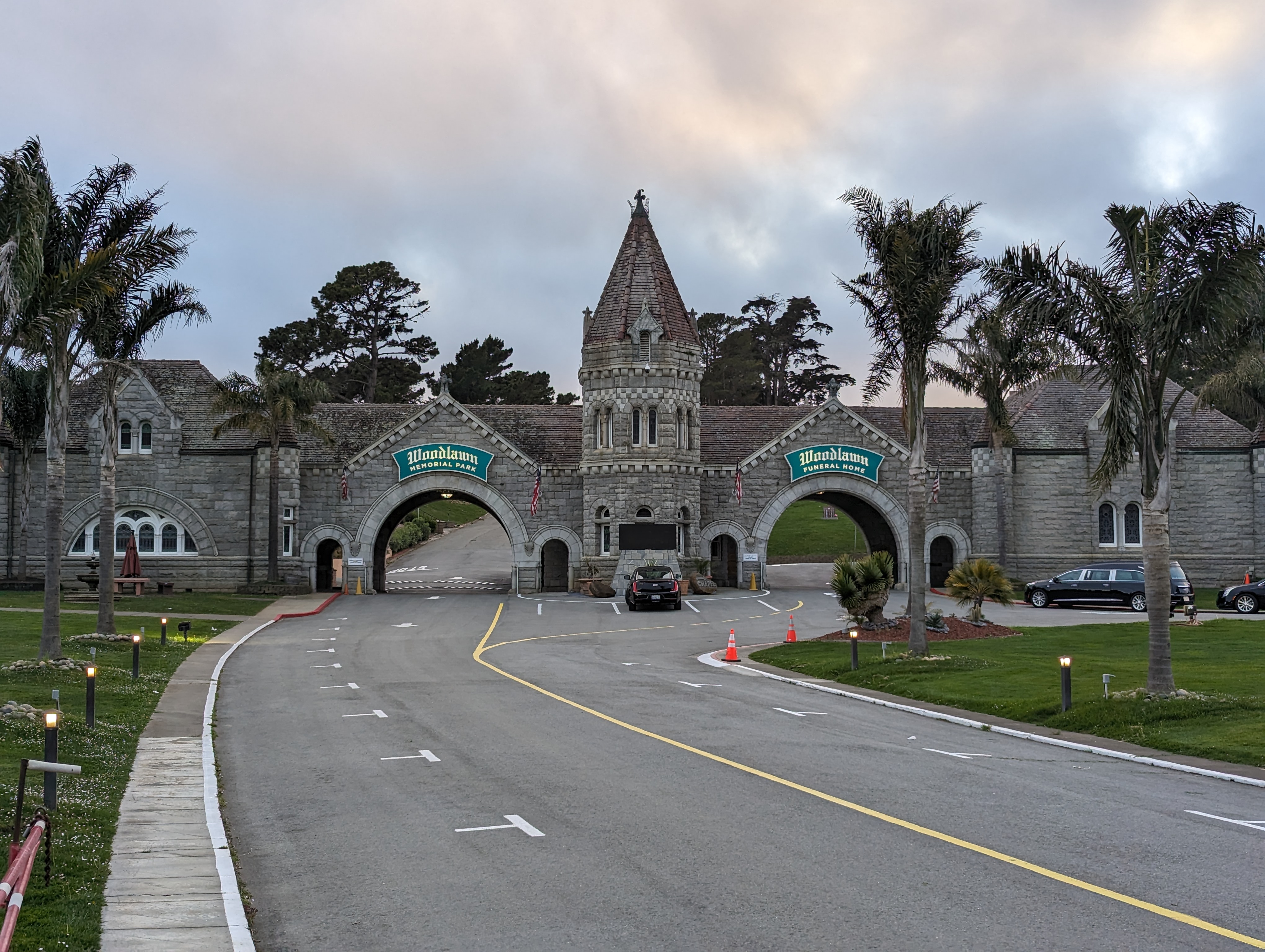 Woodlawn Memorial Park Cemetery (cemetery in Colma, San Mateo County, California, United States)