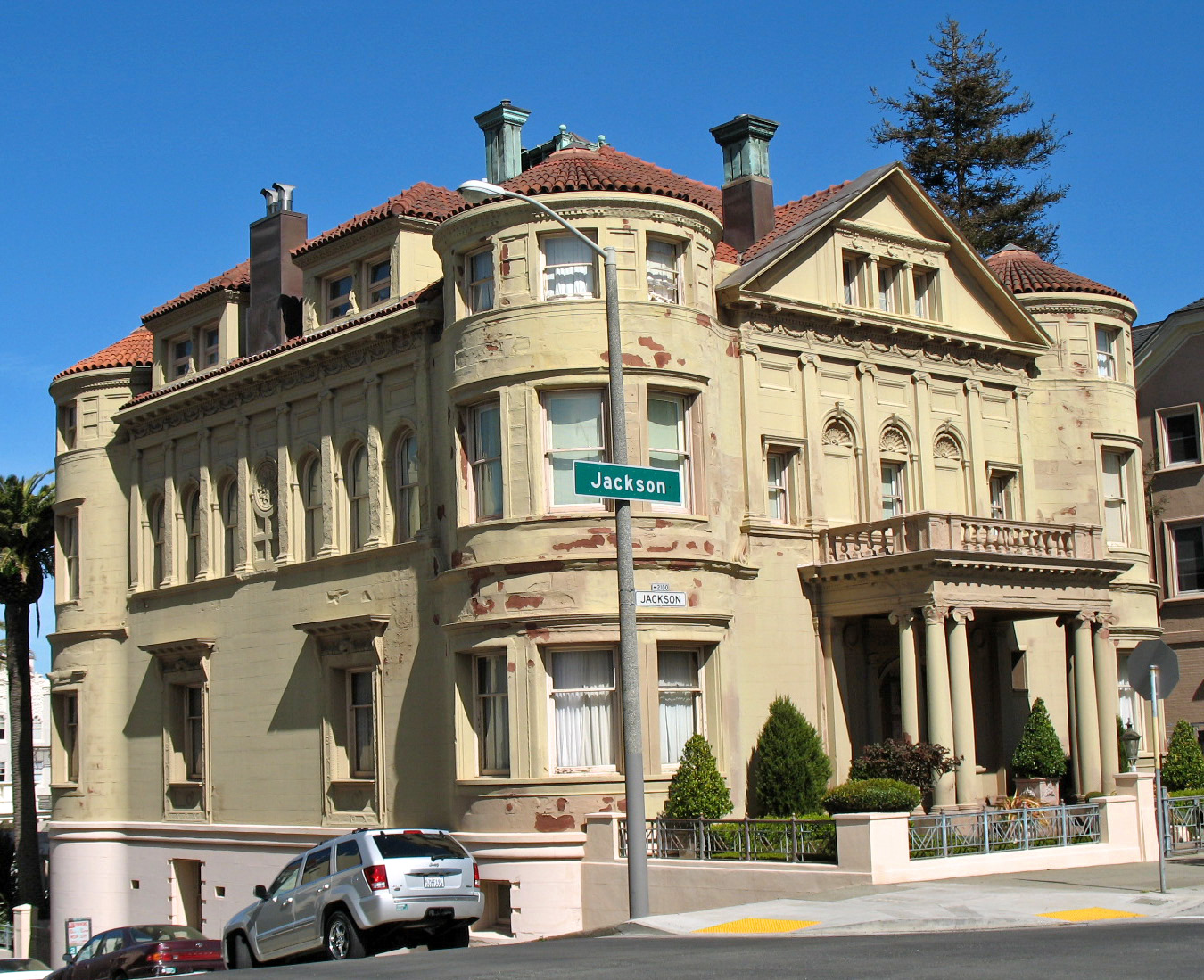 National Register of Historic Places in San Francisco, California.  Whittier Mansion, 2090 Jackson St, San Francisco, California, USA. Photographed 2008-03-09 by Mike Hofmann from southwest corner of California and Octavia Sts. 
Camera location37° 47′ 34.8″ N, 122° 25′ 46.92″ W View this and other nearby images on: OpenStreetMap 37.793000; -122.429700