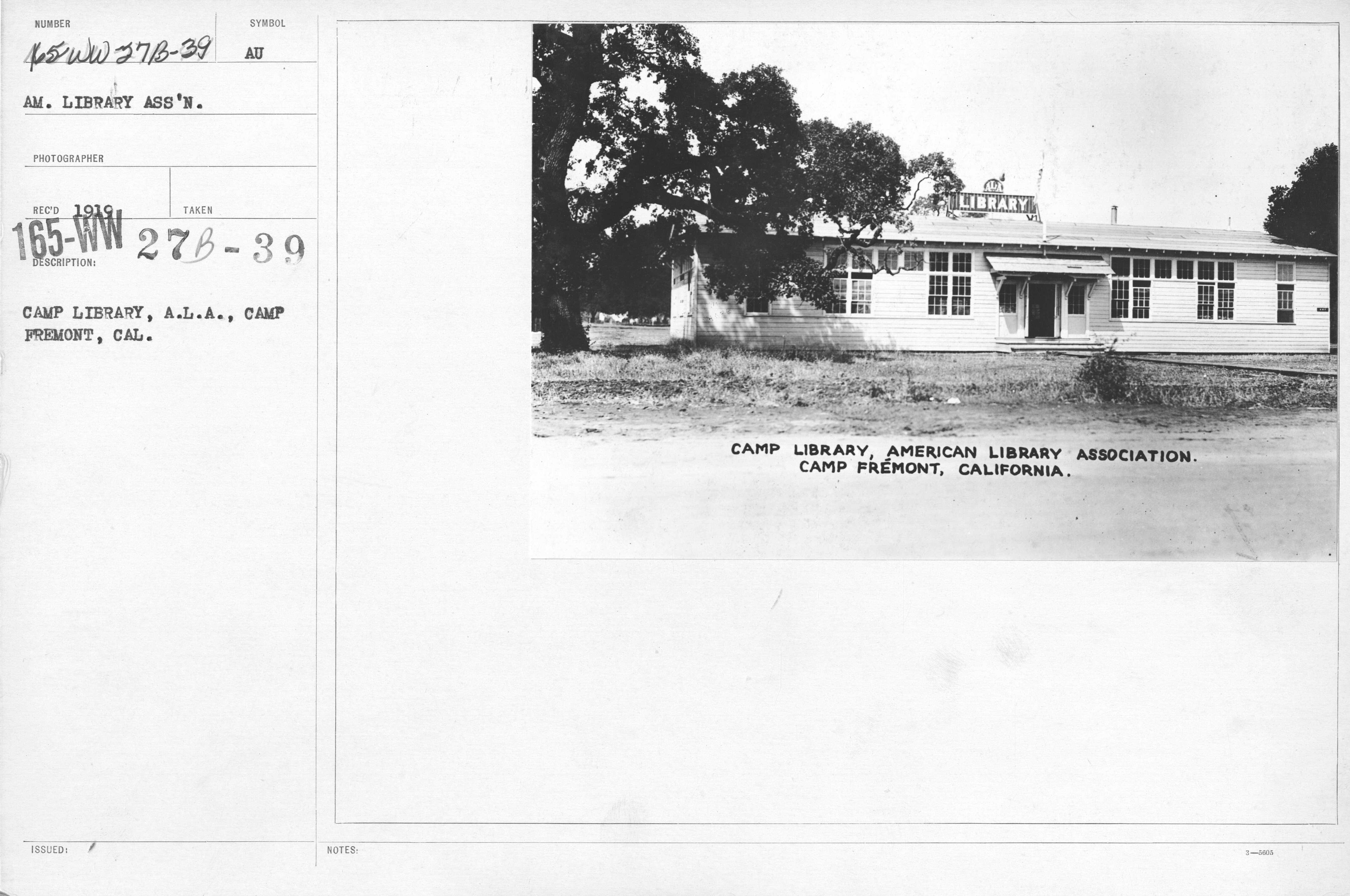 Scope and content:  Photographer: American Library Association