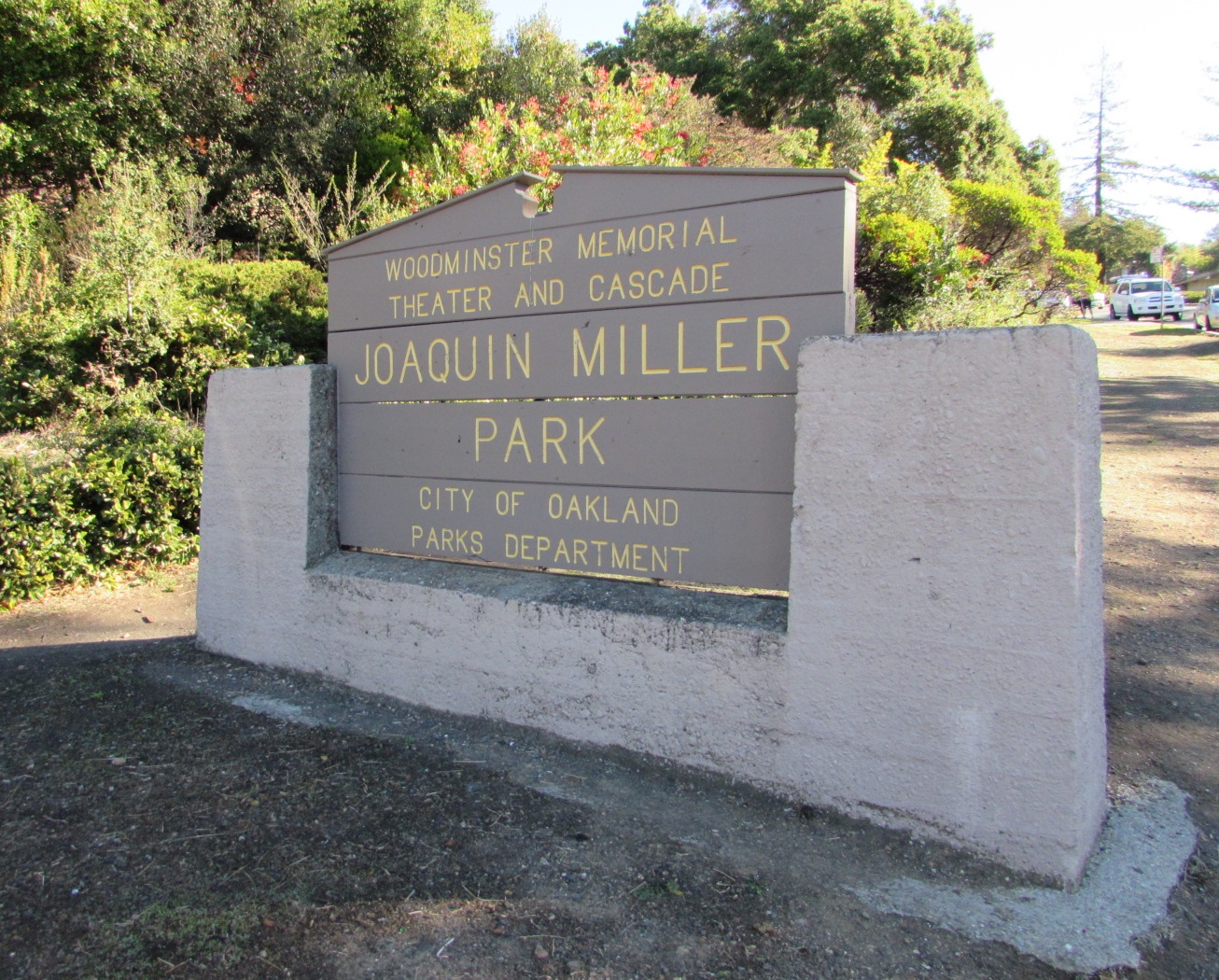 Sign for Joaquin Miller Park, a state park in Oakland, California.