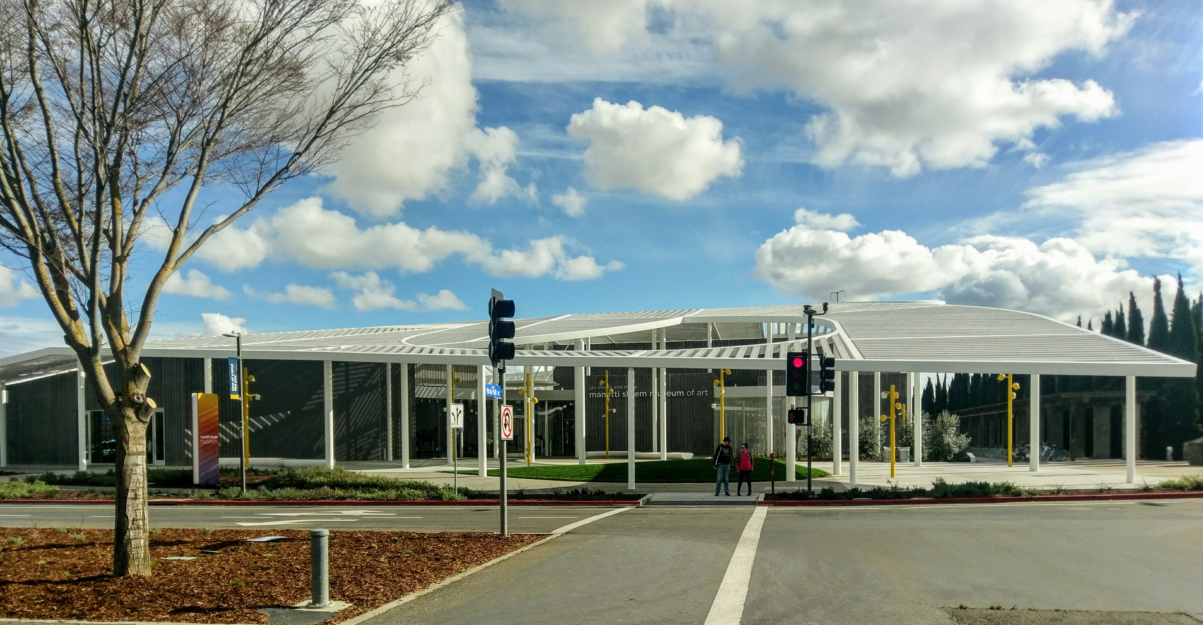 Fine arts museum at UC Davis. Photo by Jim Heaphy.