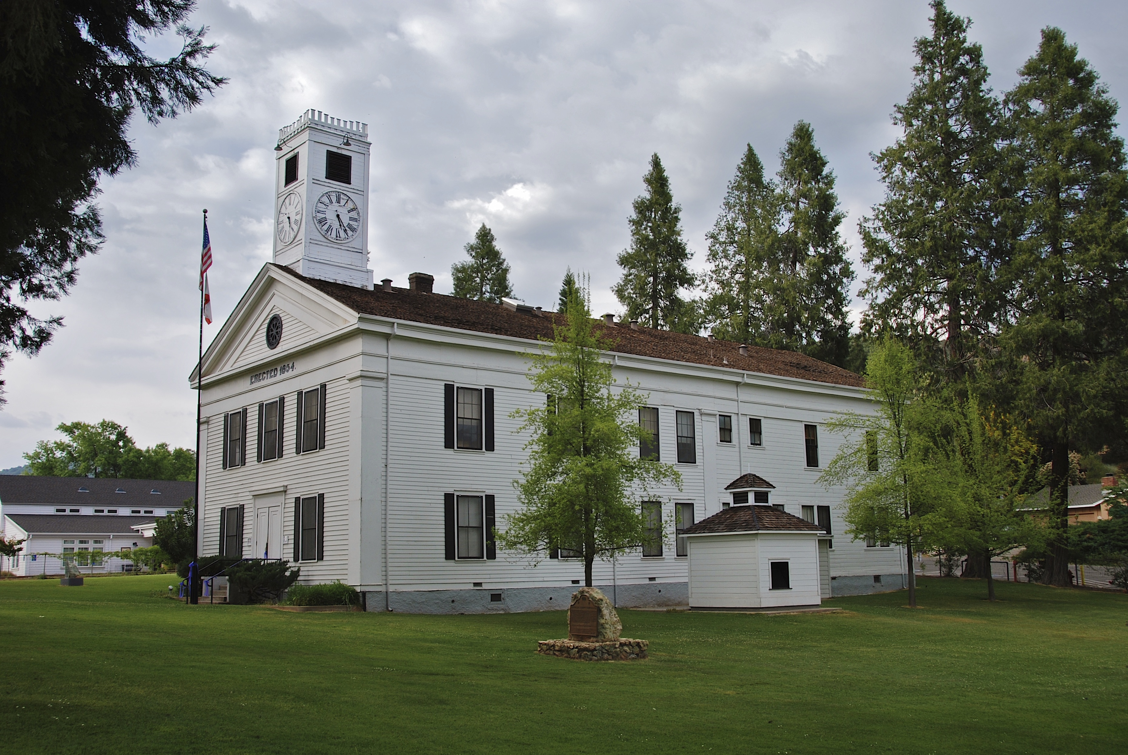 Mariposa County Courthouse, California.