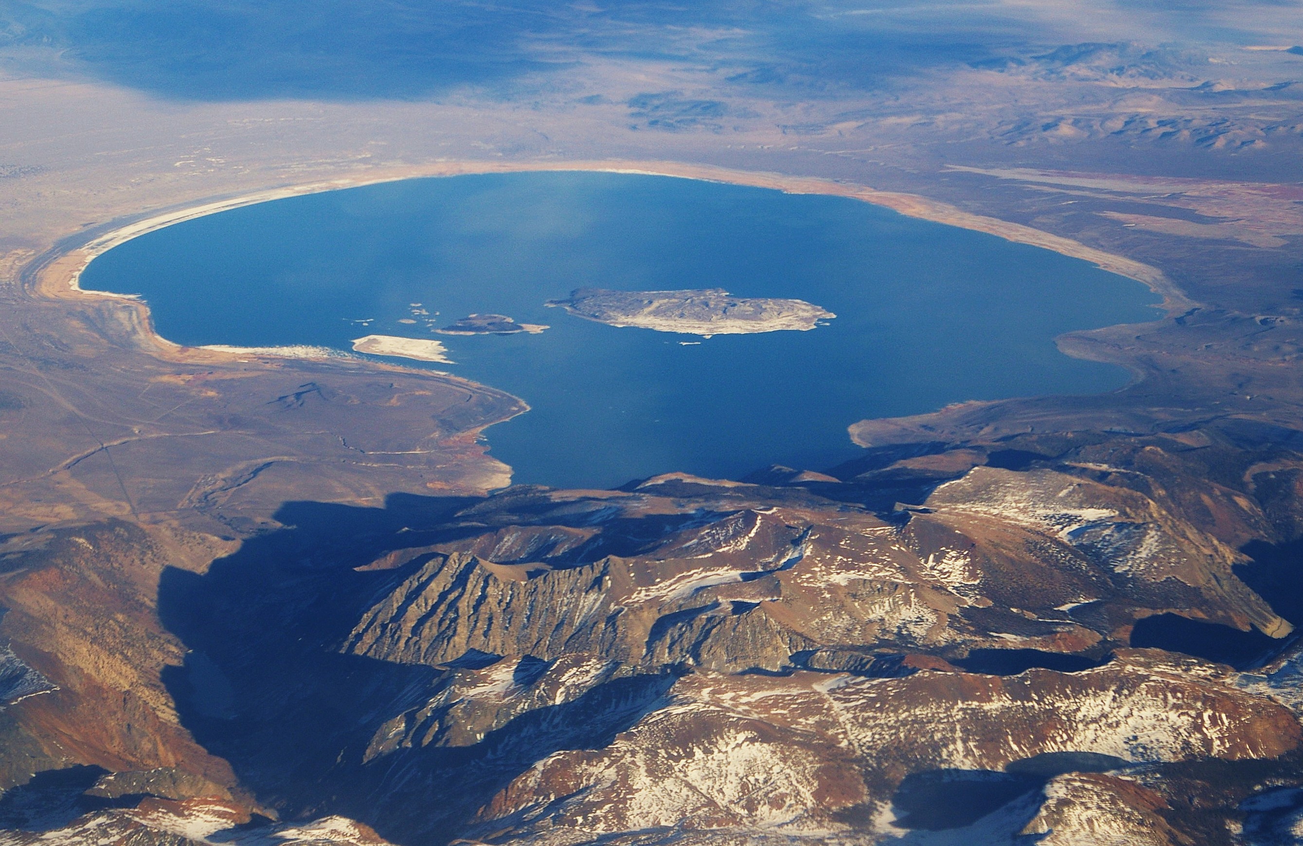 Mono Lake, located in the eastern foothills of the Sierra Nevada mountains, east of Yosemite National Park.  Paoha Island in the middle of the lake.