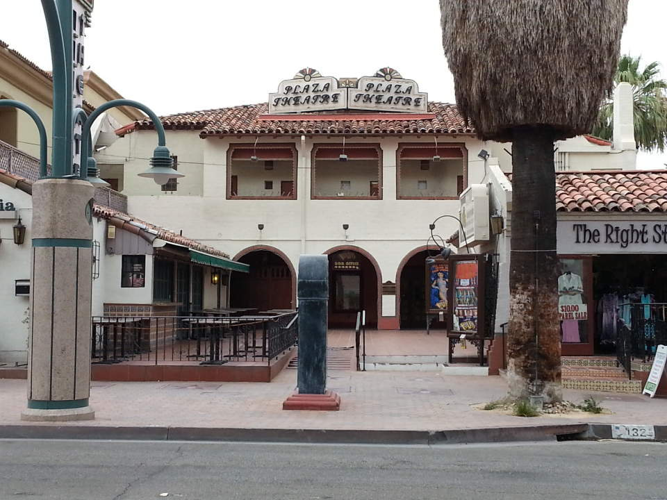 w:Plaza Theatre (Palm Springs)