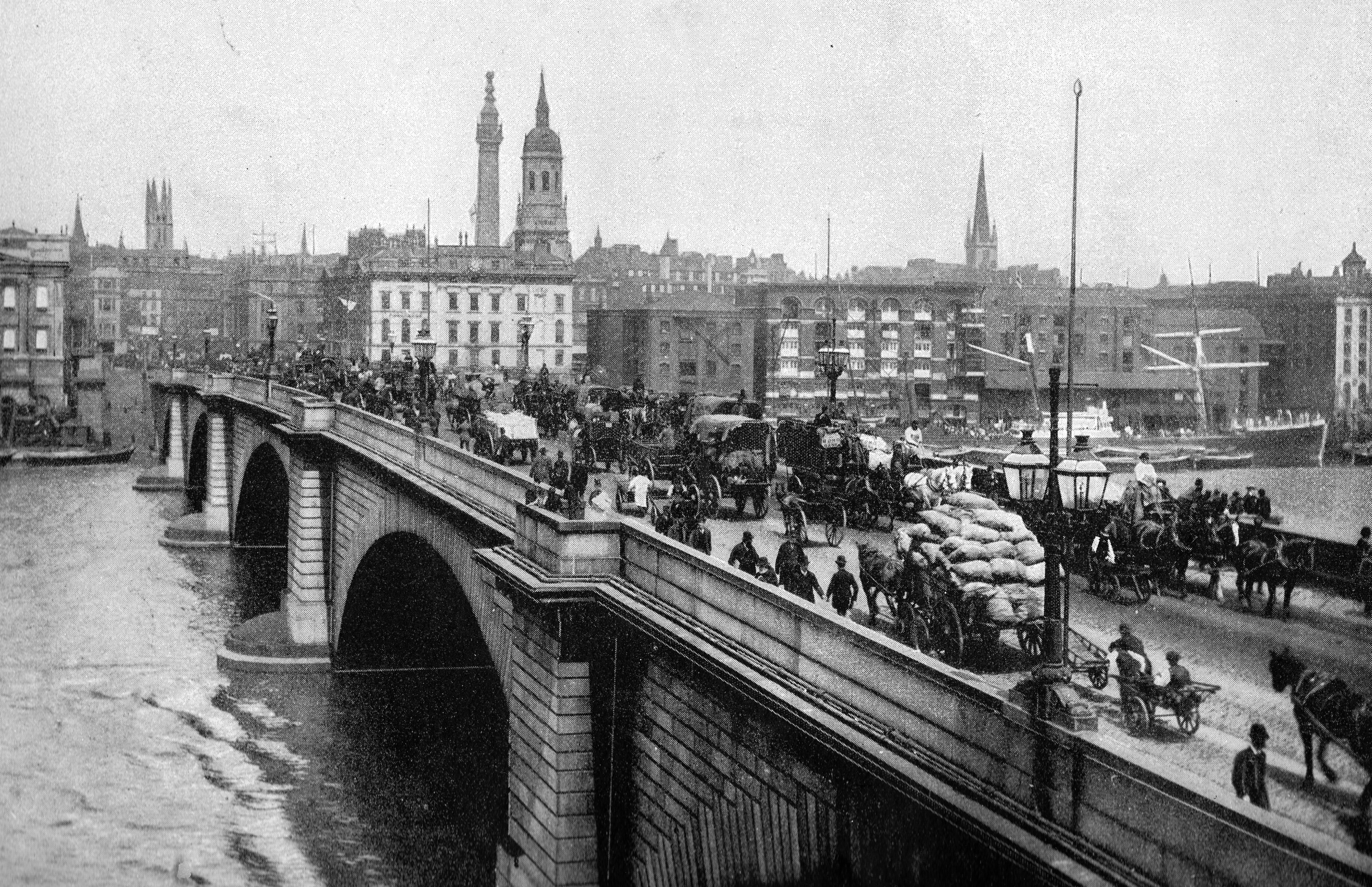 Busy traffic on London Bridge, around 1900