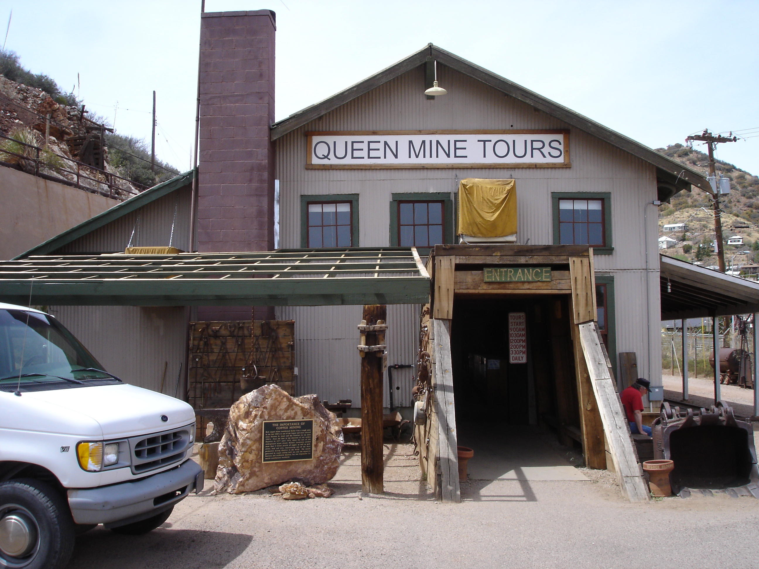 The office / museum of the Queen Mine Tour is this rather unassuming building. The mine train loads its tourist passengers along the right side of the building. Inside they have displays and artifacts from from the mine.

Copper Queen Mine, Bisbee, Arizona.