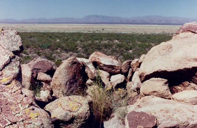 Is a picture of 3 castillos (named like this because they are three mountains) localizated in Coyame, Chihuahua, Mexico. In this took place the battle of 3 castillos between the apaches and the mexican army, the indian Victorio die here