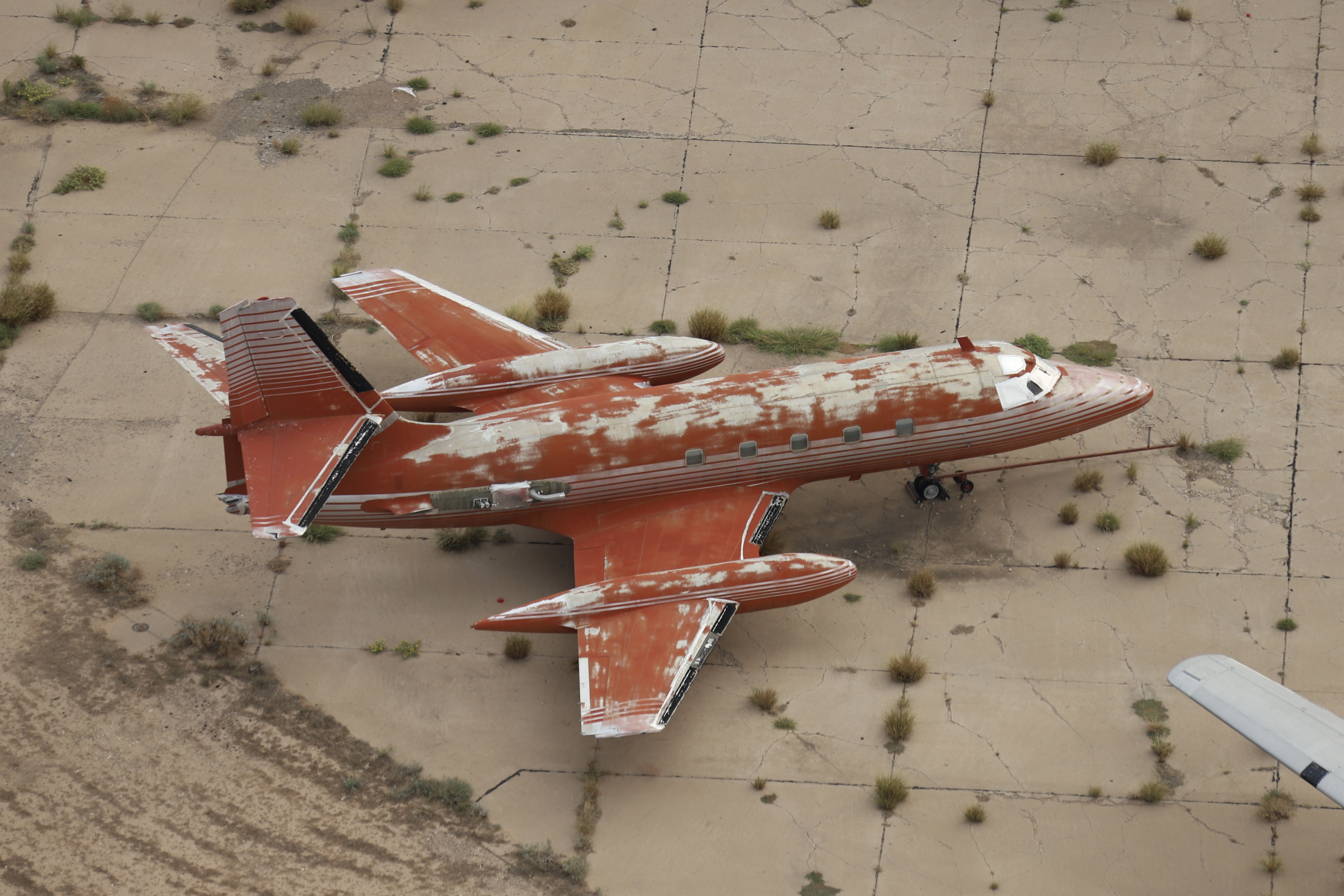 A 1962 Lockheed Jetstar N440RM previously owned by Elvis Presley sat parked in Roswell, NM for decades
