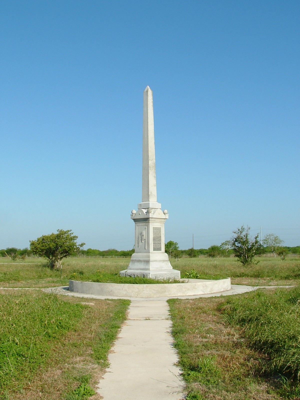 Memorial obelisk commemorating the Battle of Coleto, Fannin Battleground State Historic Site, Texas, USA