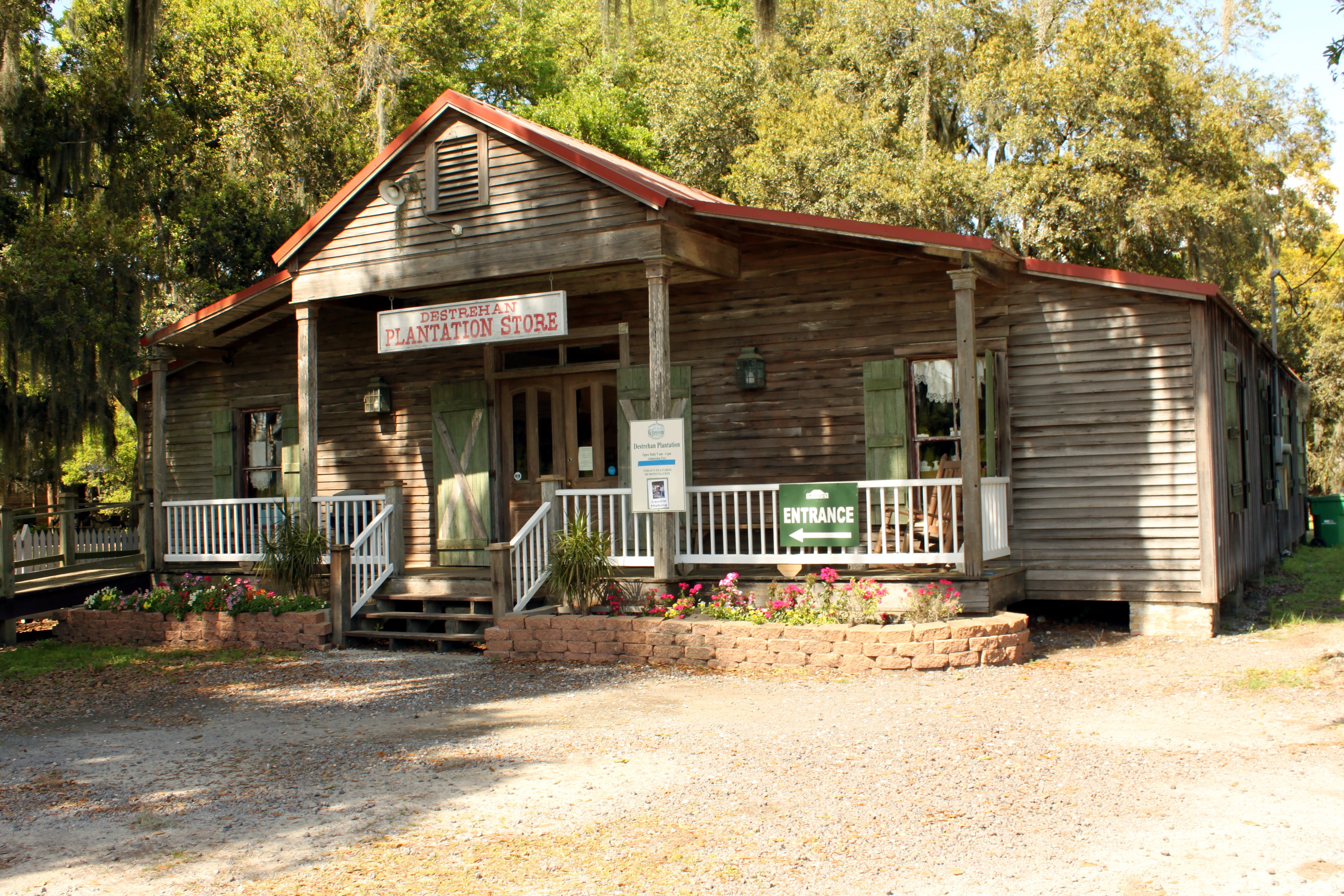 Destrehan Planation Store building, Louisiana