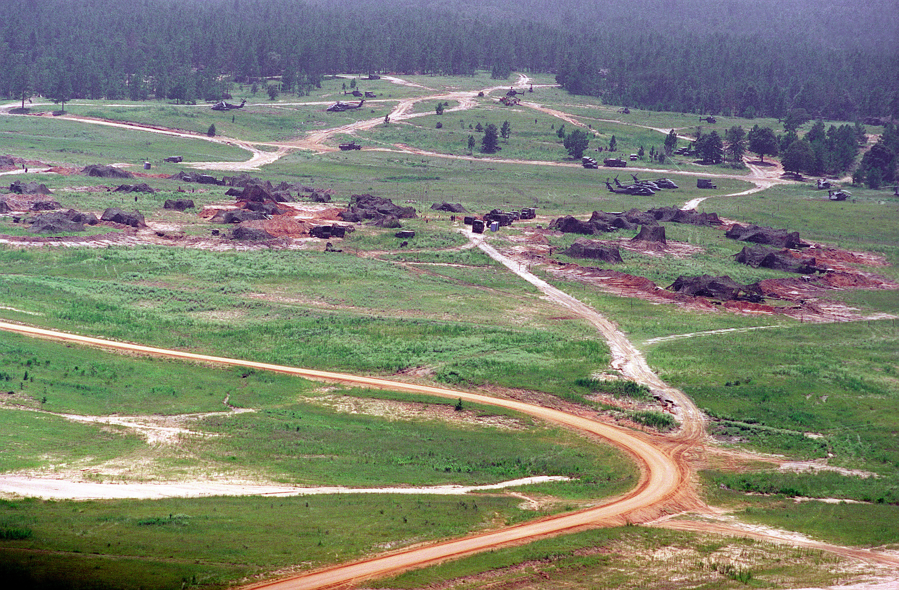 The original finding aid described this photograph as: Base: Fort Polk State: Louisiana (LA) Country: United States Of America (USA) Scene Camera Operator: Raymond A. Barnard Release Status: Released to Public