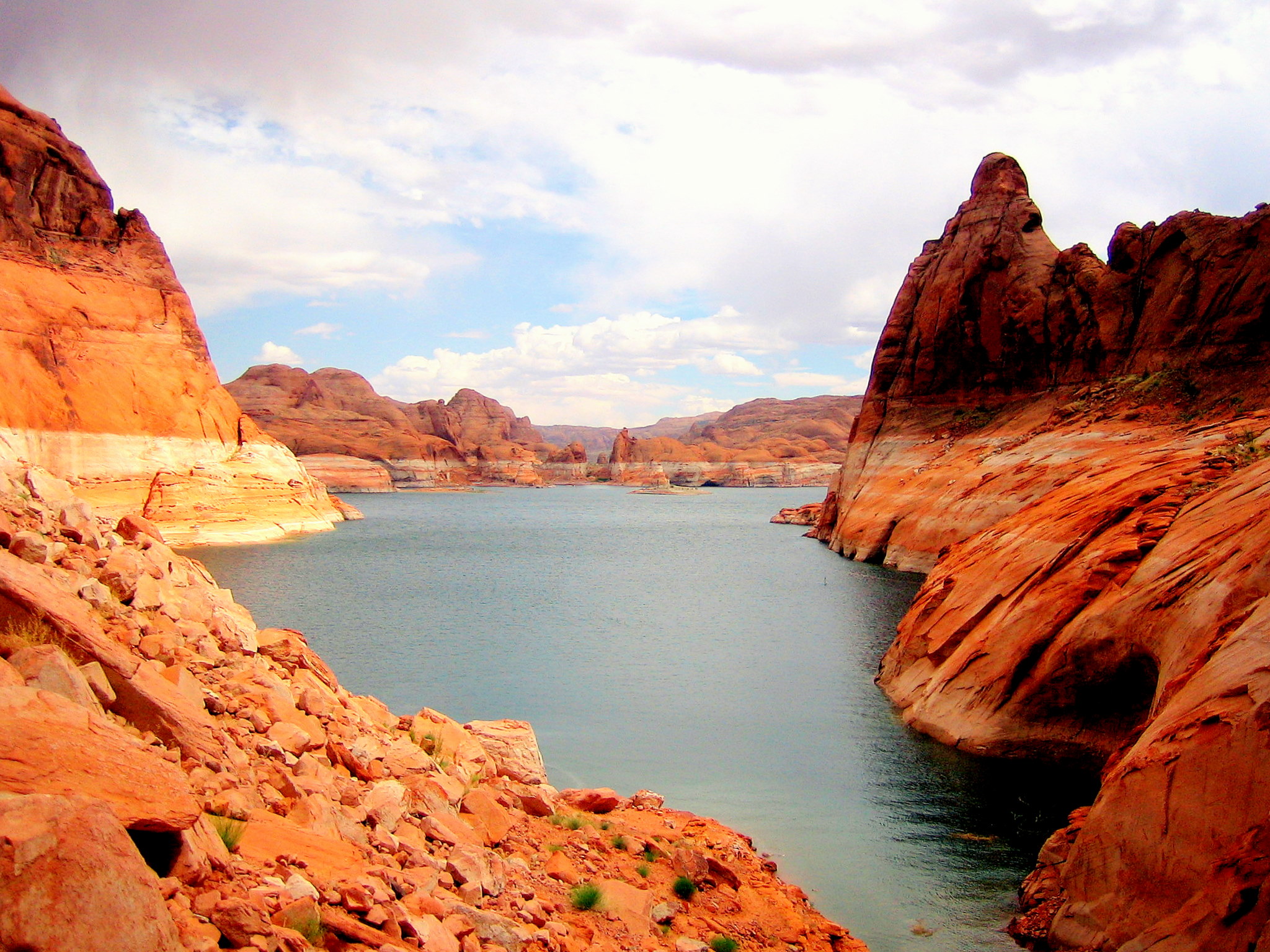 Lake Powell. At the bottom of Hole in the Rock, Glen Canyon National Recreation Area, Utah.