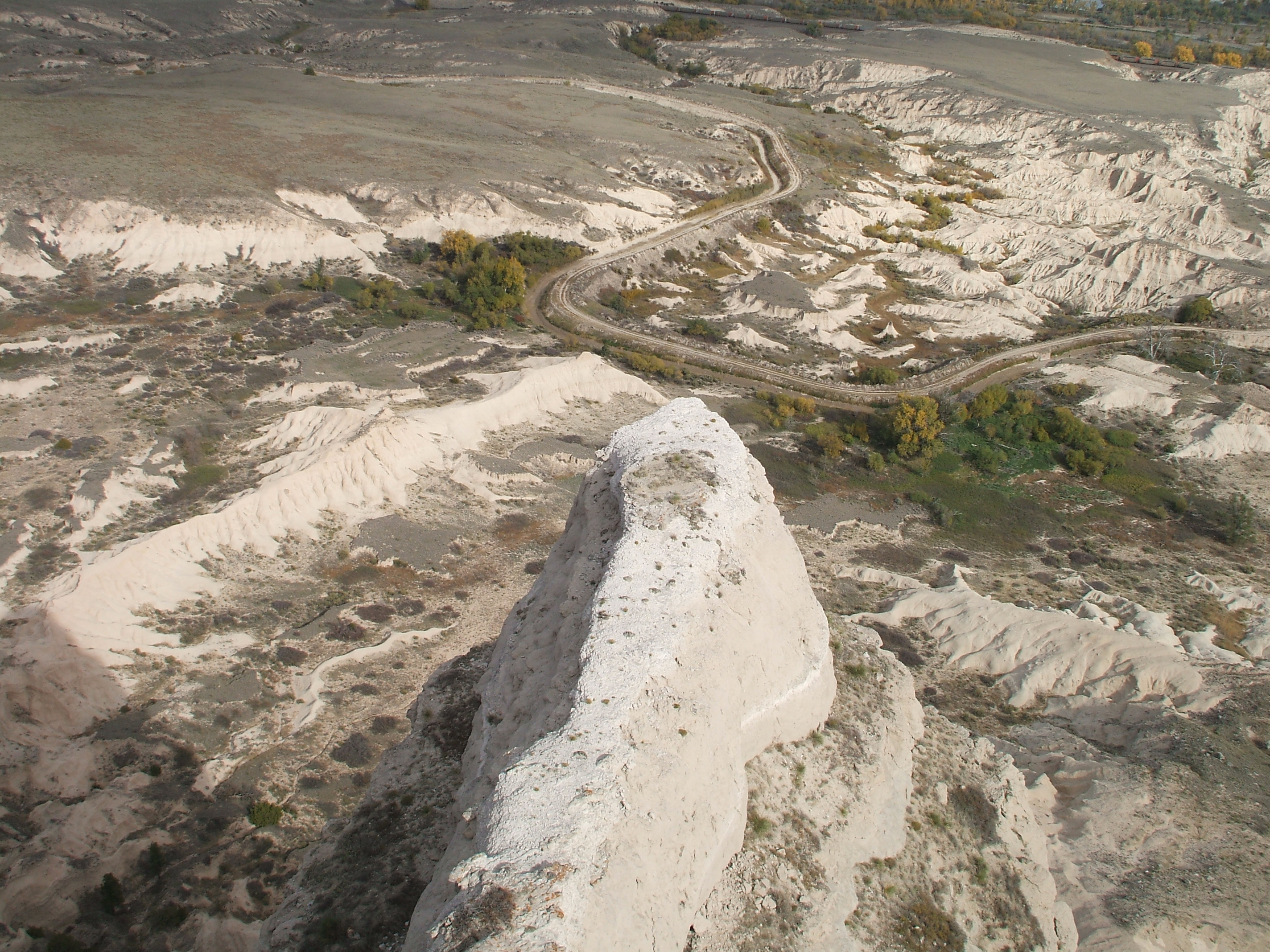 Looking down at road and irrigation ditch to the northeast from Scotts Bluff National Monument.