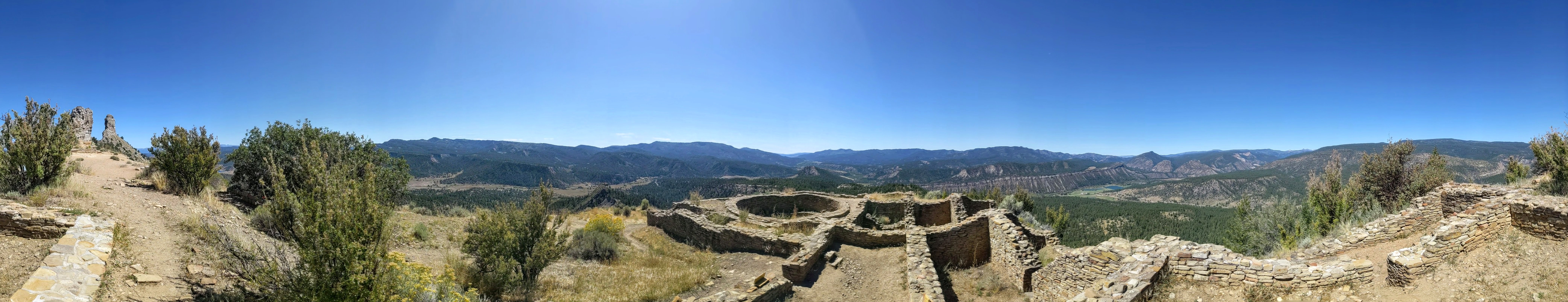 Full 360-degree panoramic view from Chimney Rock National Monument's Great House.  From left to right:  Companion Rock, Chimney Rock, the valley of Stollsteimer Creek, the Great House, the valley of the Piedra River.