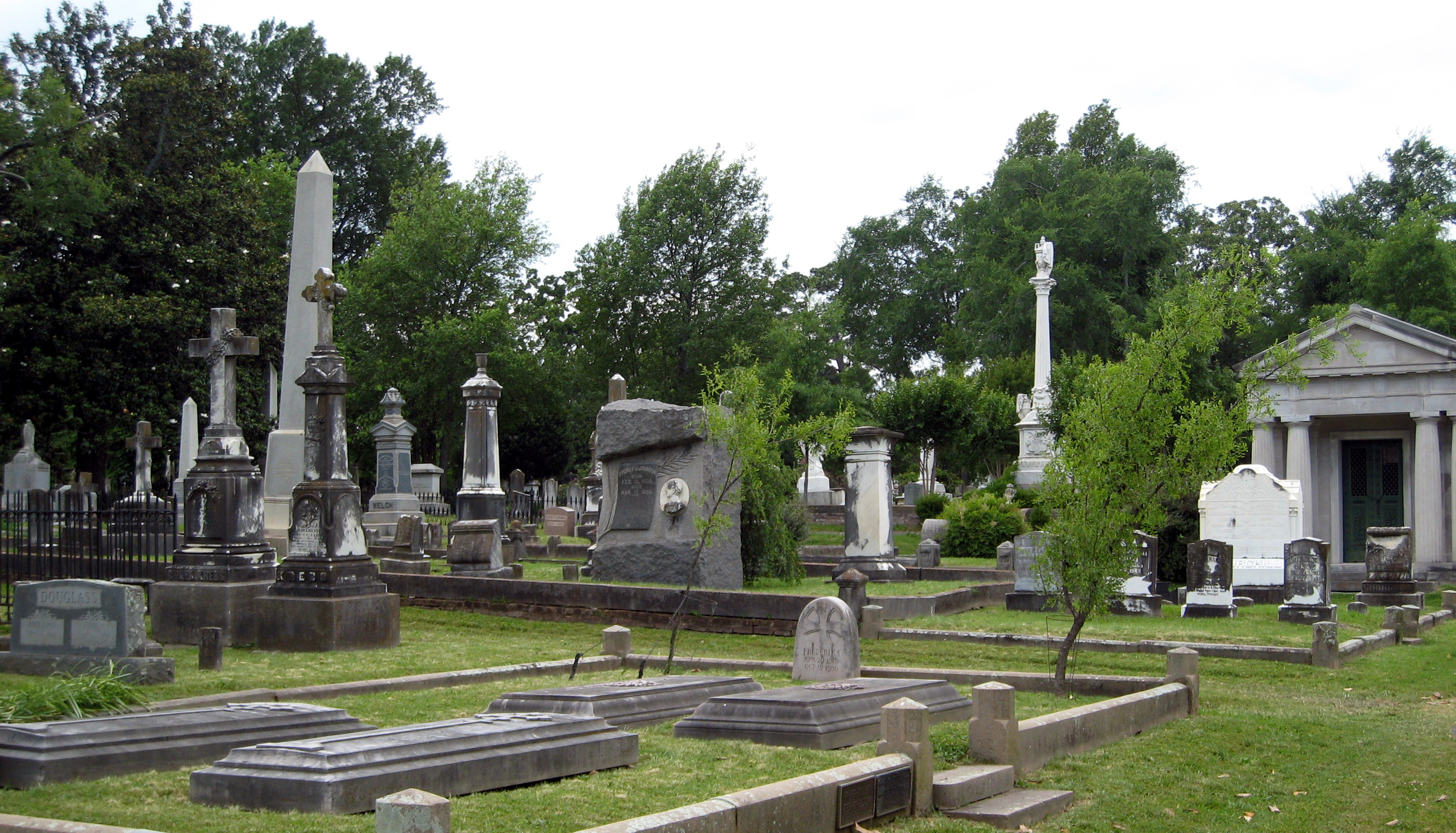 Mount Holly Cemetery in Little Rock, Arkansas
