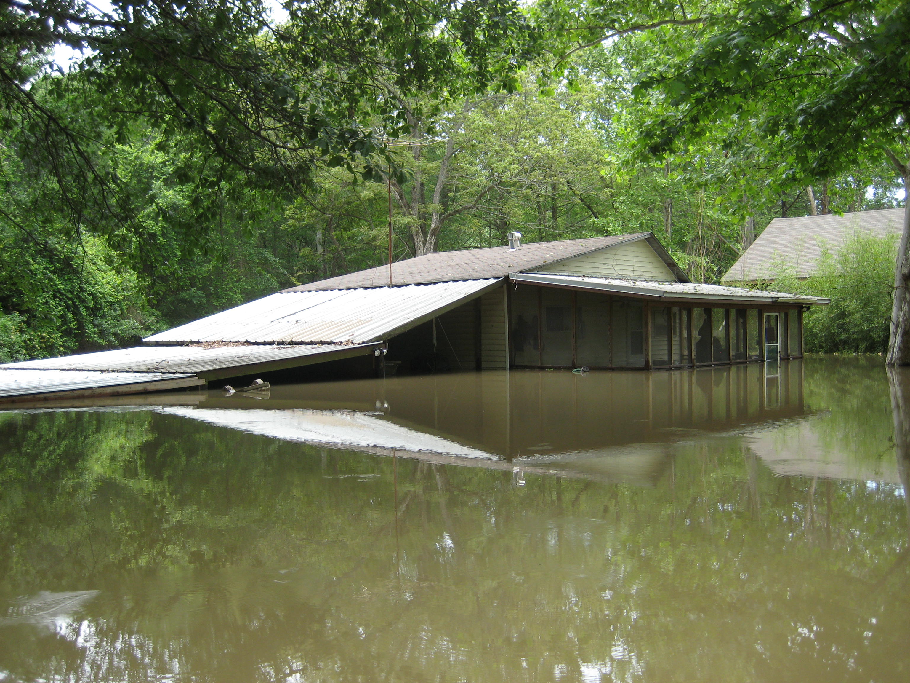 May 25, 2011
Near Augusta, Arkansas

Credit: USFWS