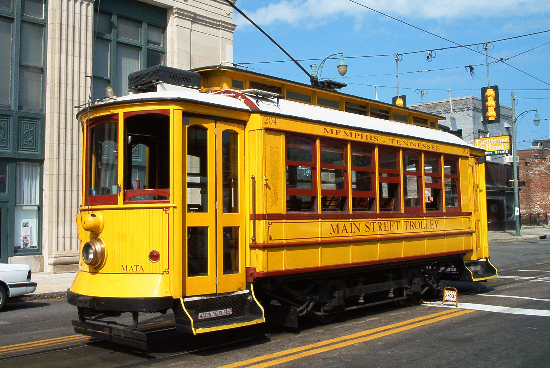 Vintage trolley—formerly of Porto, Portugal—on the Memphis Main Street trolley line. © Jeremy Atherton, 2003.
