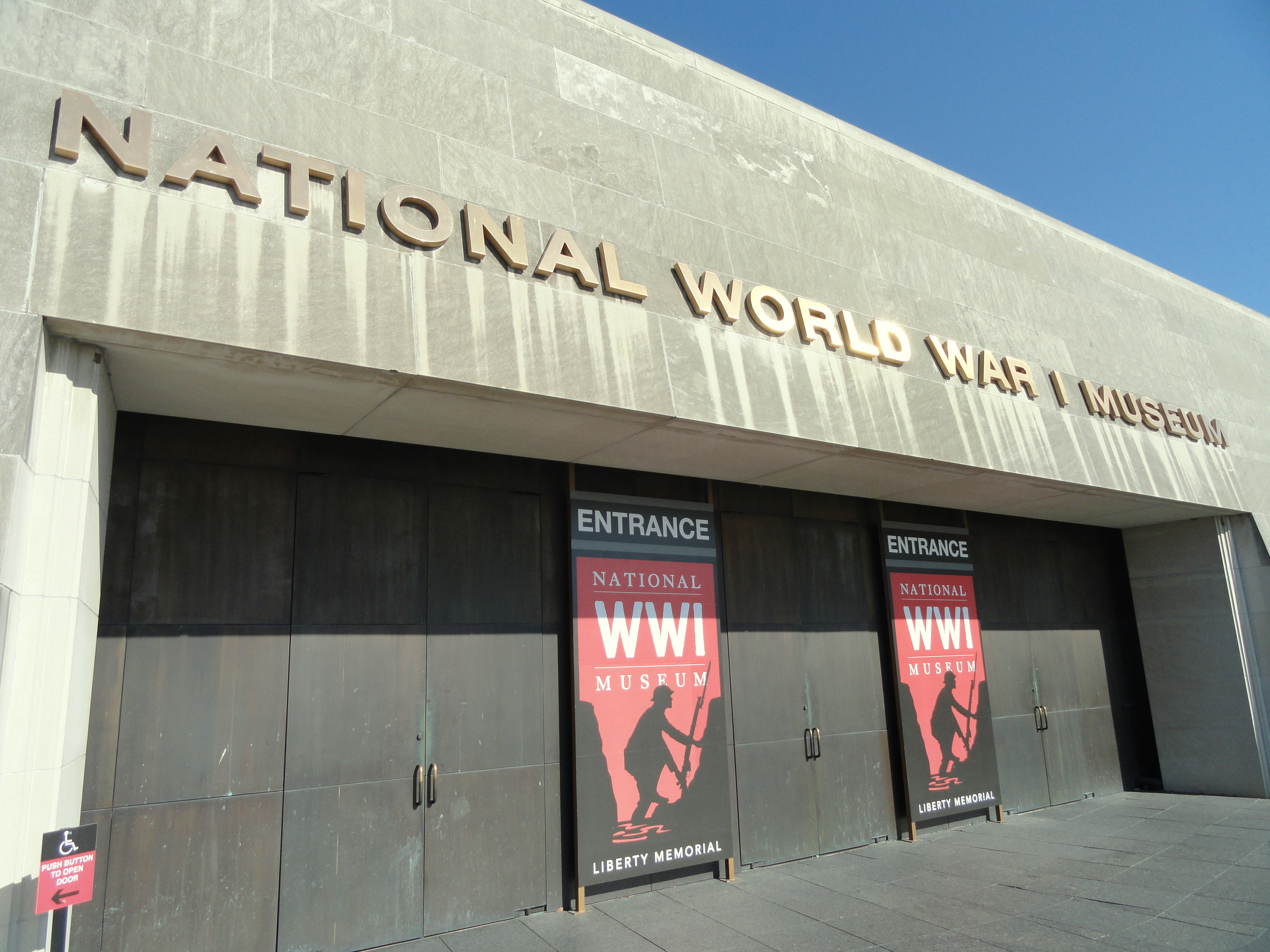 National World War I Museum at the Liberty Memorial, 100 W. 26th Street, Kansas City, Missouri, USA.