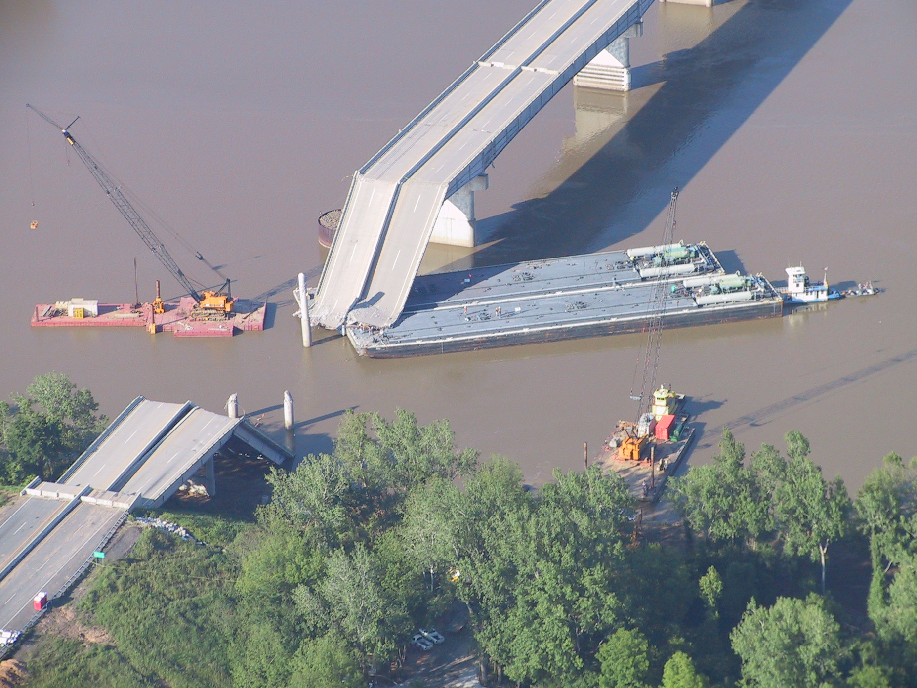 Collapsed I−40 Bridge, near Webbers Falls, Sequoyah County, Oklahoma — in May 2002.