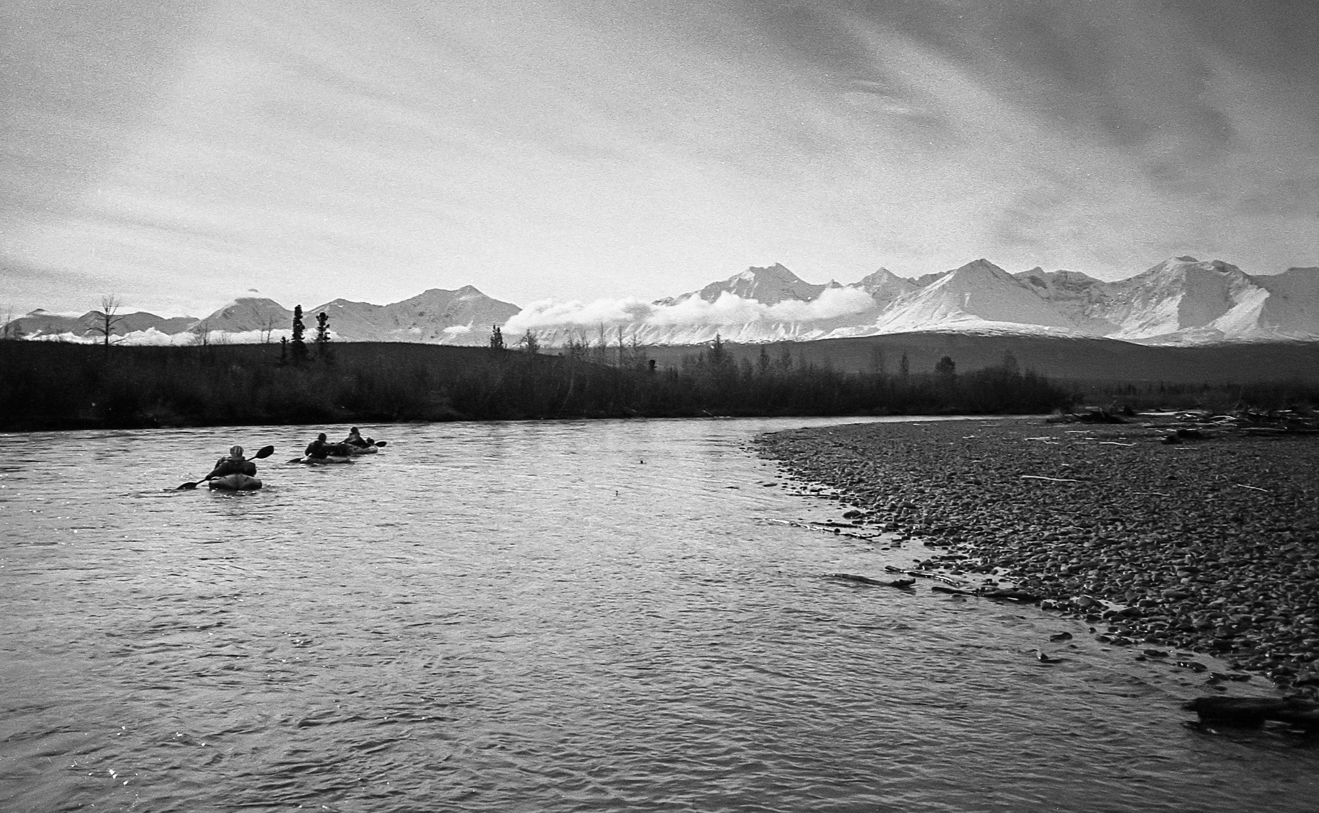 Packrafts on the Dezadeash River near Haines Junction, Yukon
