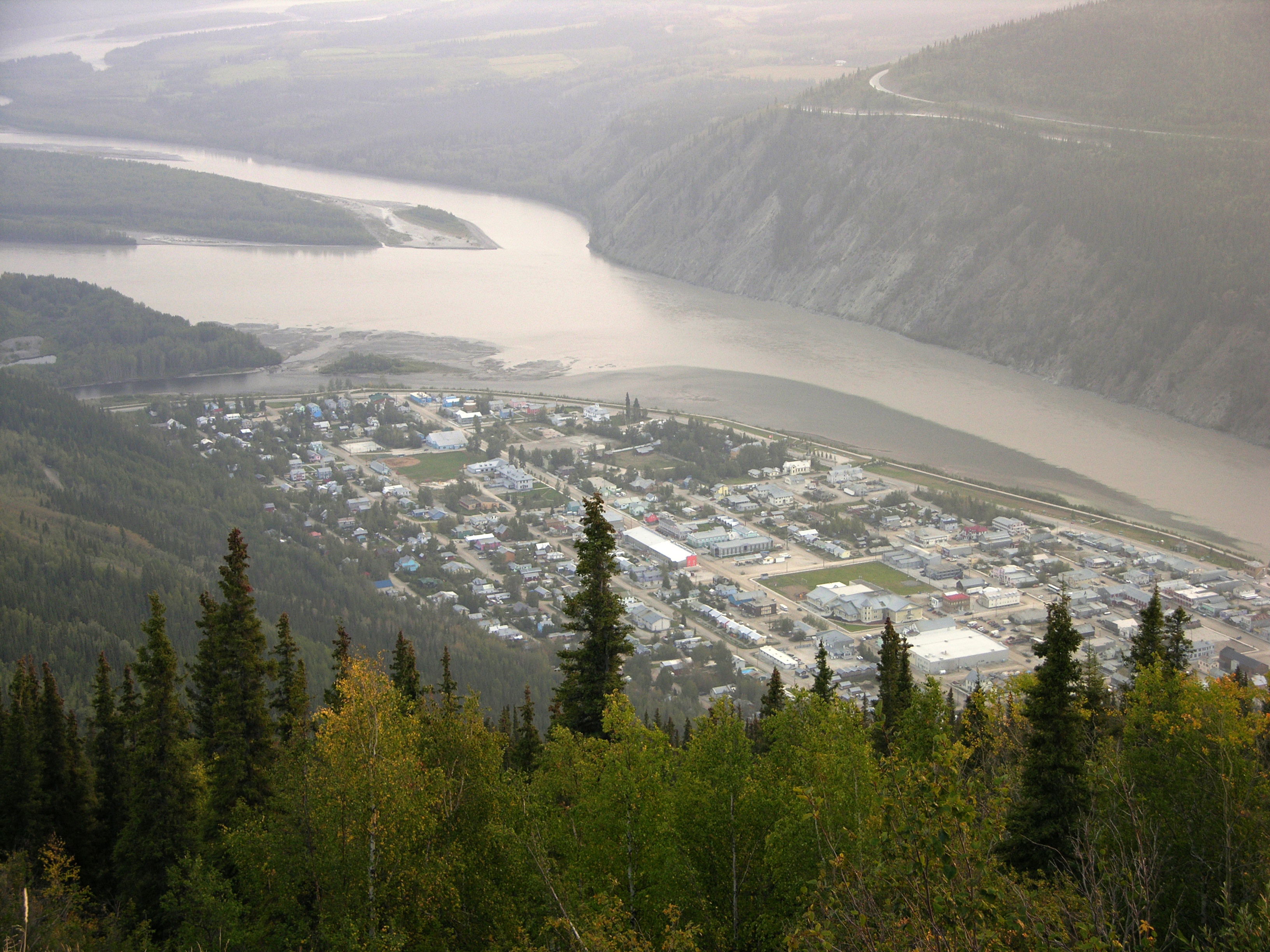 A photograph of Dawson City, Yukon from Midnight Dome.  The Yukon River (right and upper) and Klondike River (left) are also shown.





Camera and Exposure Details:Camera: Nikon Coolpix 8700Lens: Nikon Zoom Nikkor ED 8.9-71.2mm 1:2.8-4.2Exposure: 
18.8mm (73.9mm in 35mm equivalent) f/3.3 @ 5/128 s.