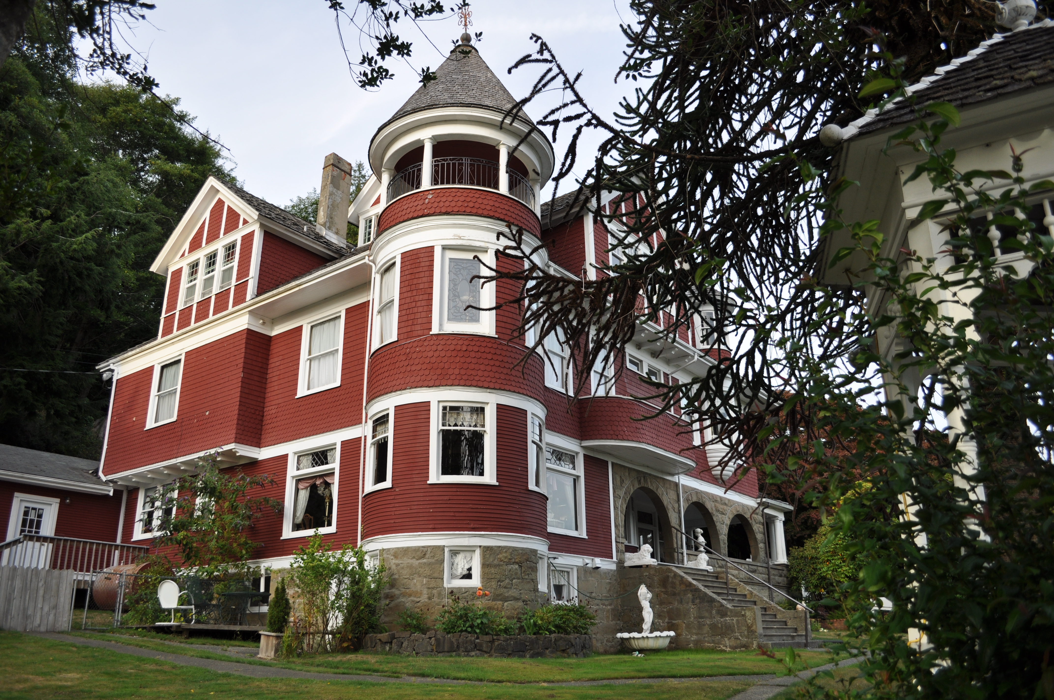 Hoquiam's Castle, 515 Chenault Avenue, Hoquiam, Washington, USA. The 20 room mansion, built 1897, is on the National Register of Historic Places, and now functions as a bed and breakfast.