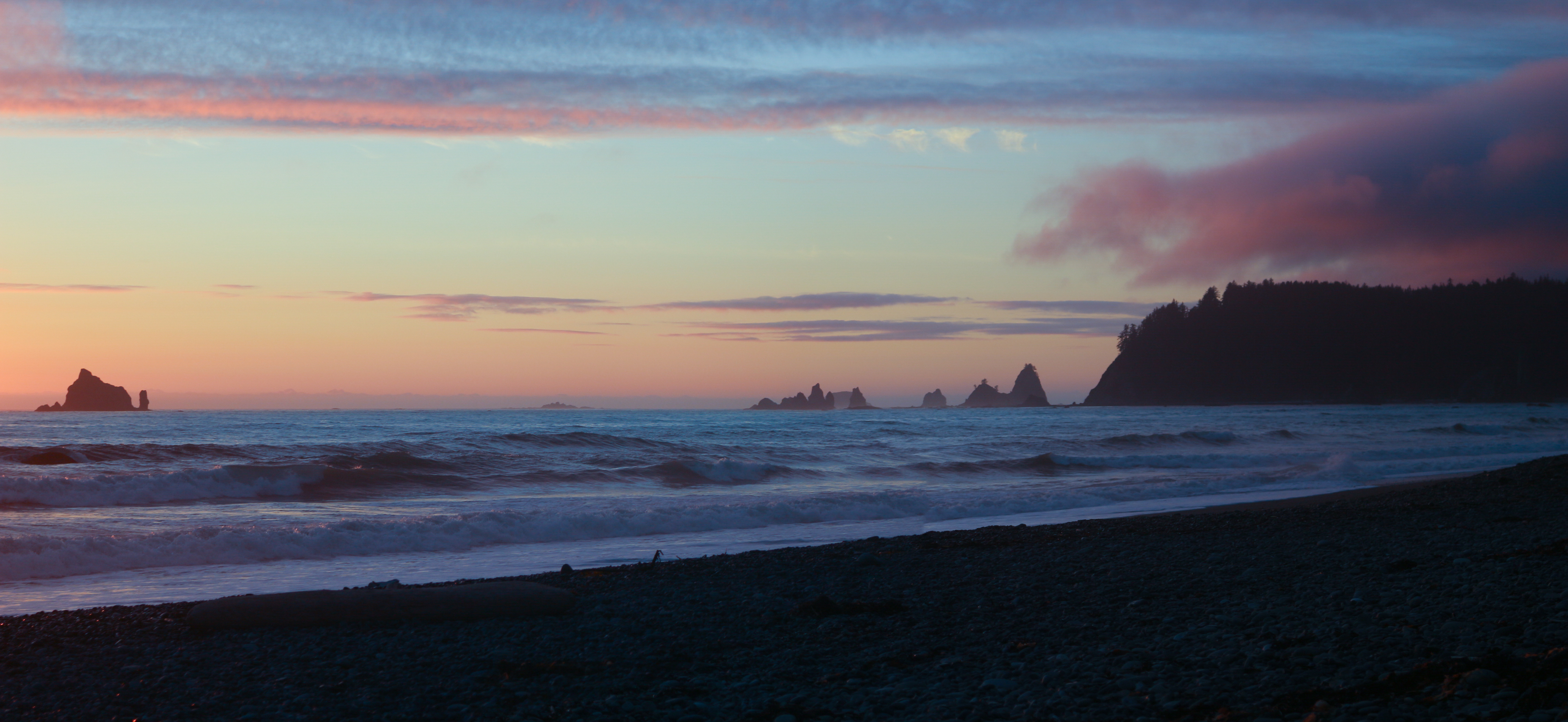 USA, Washington, La Push, sunset