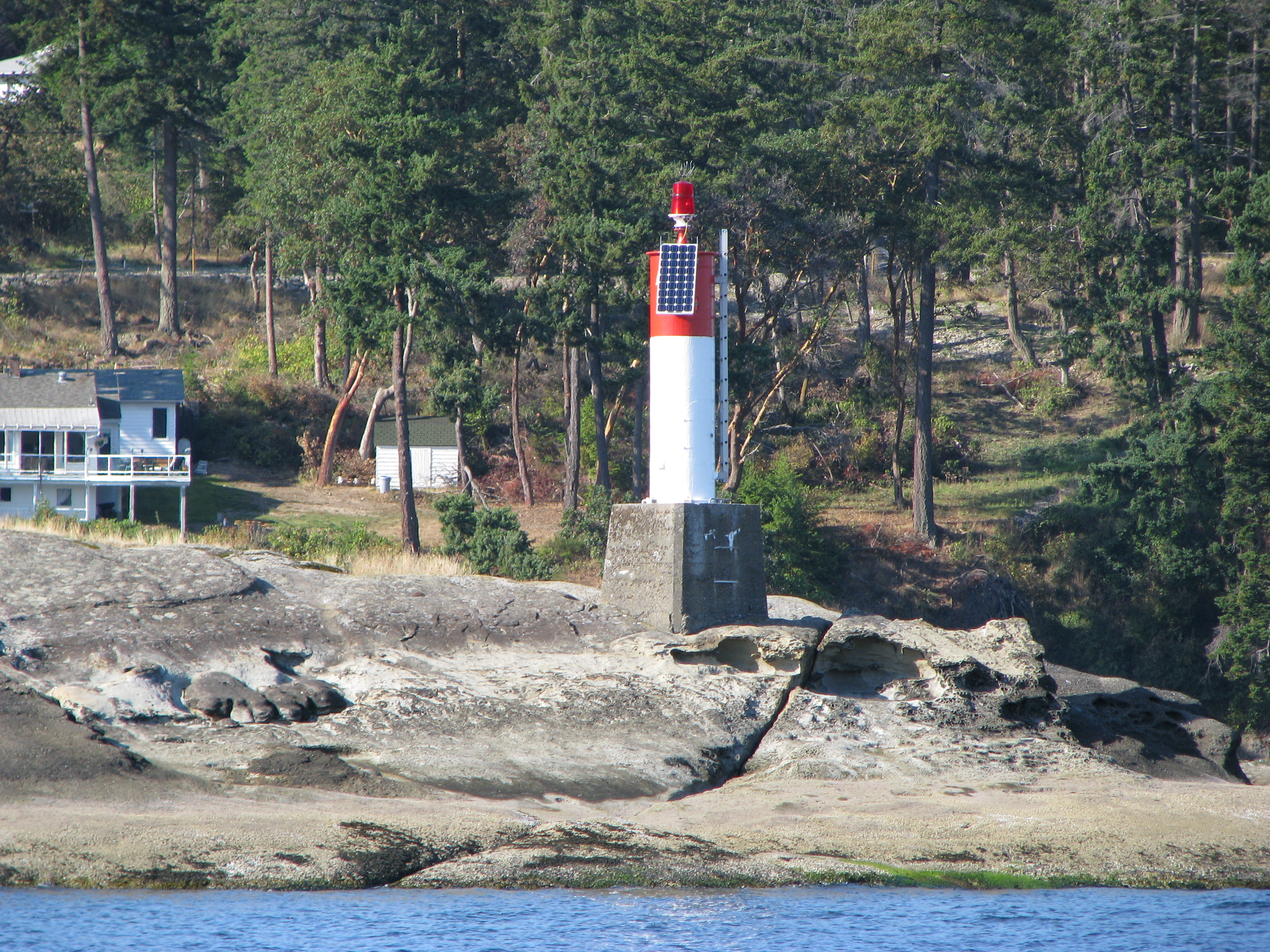 Daymark on eastern extremity of Jesse Island, Departure Bay, Nanaimo British Columbia. 49d 12m 28.4s N, 123d 56m 35.2s W.