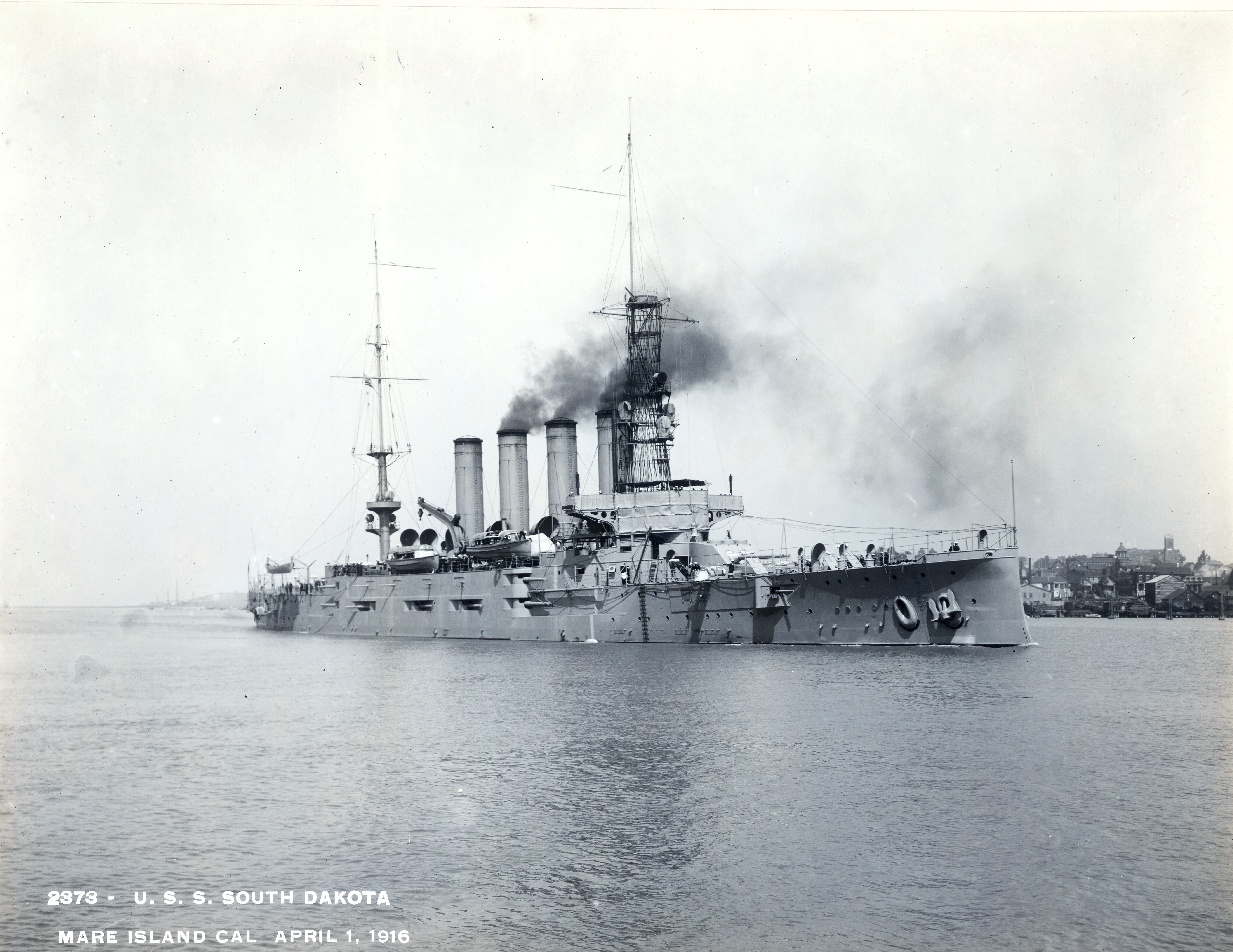 USS South Dakota ACR-9 165-WW-335D-015.jpg