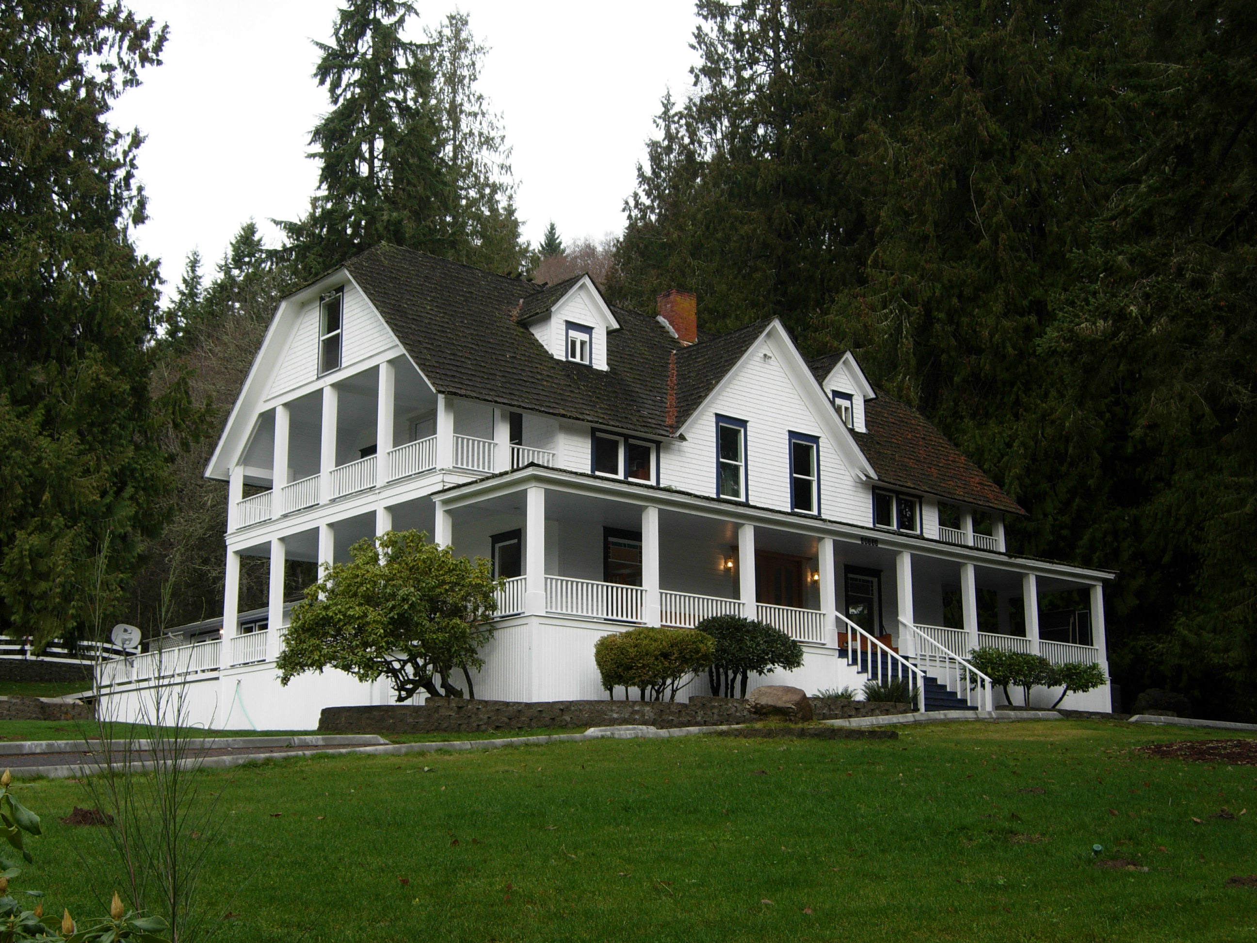 The Ashford Mansion in Ashford, Washington, USA