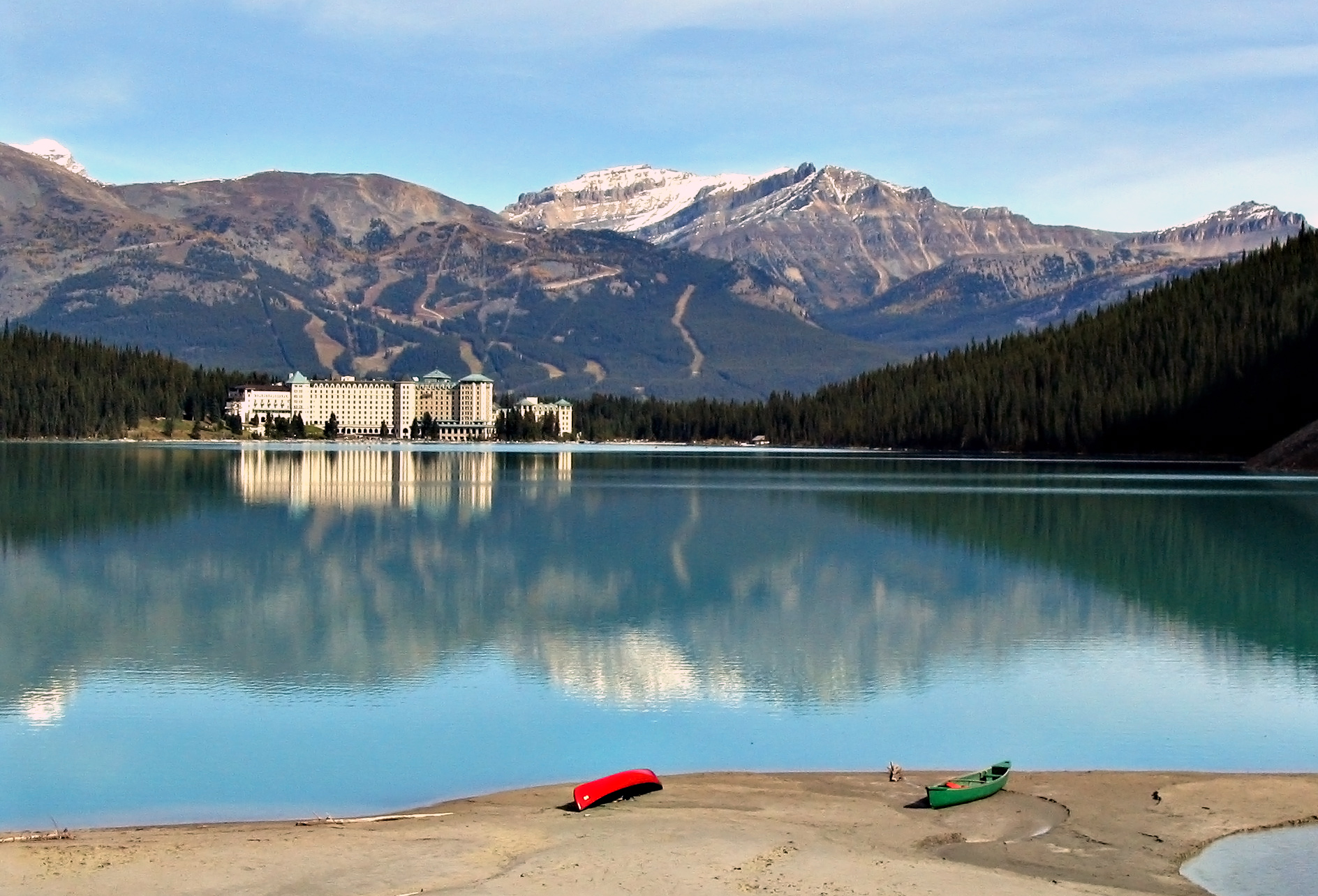 Fairmont Chateau Hotel, Lake Louise, Banff National Park, Canada