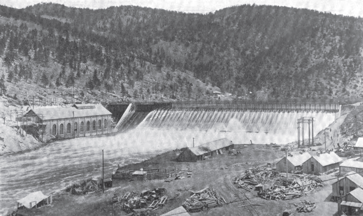 Hauser Dam, after its reconstruction in 1908, in Lewis & Clark County, Montana.
The original steel dam, built in 1907, collapsed on April 14, 1908.
The new concrete dam seen here was built in the same location.