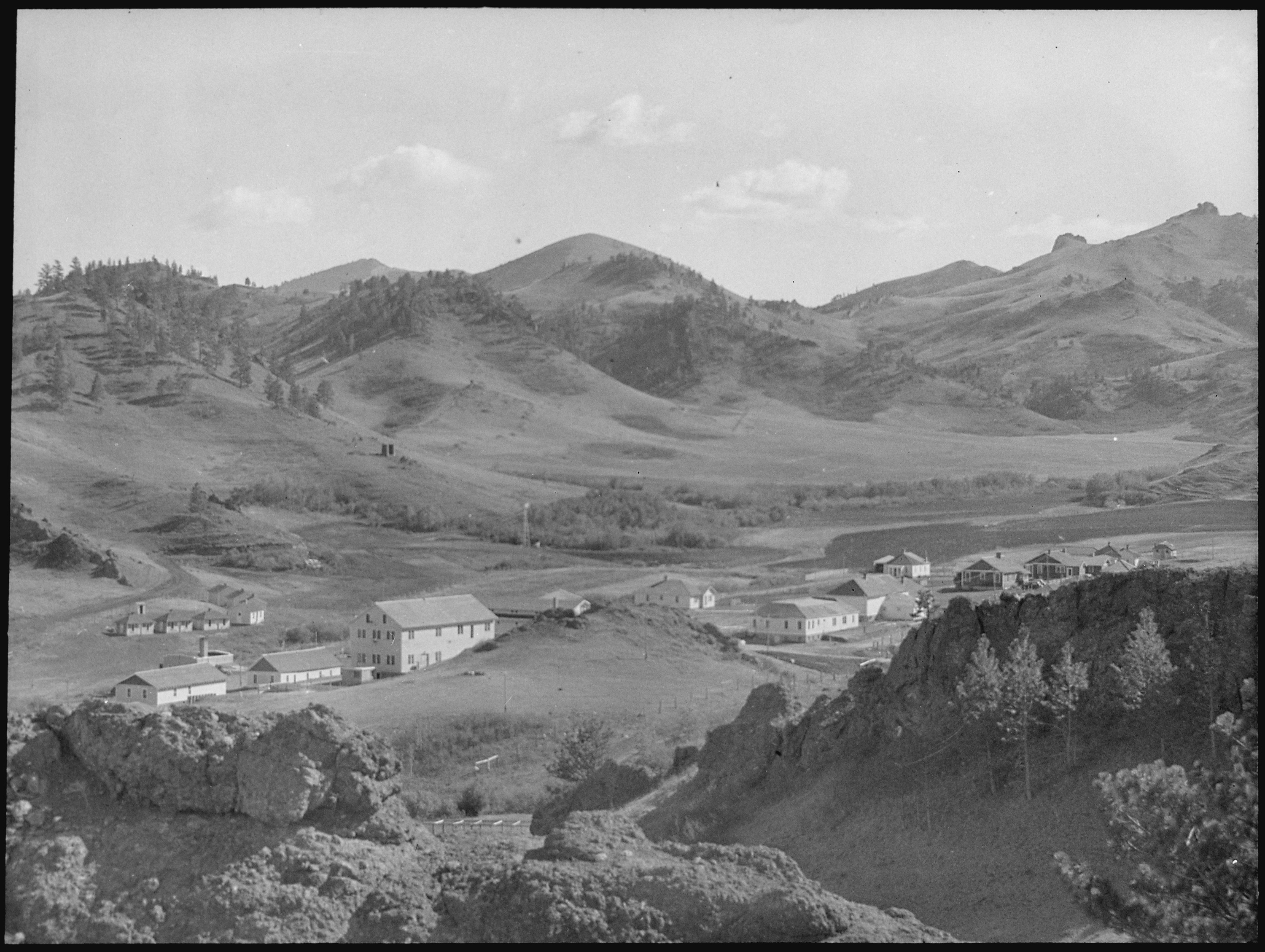 General view of buildings, Rocky Boy Agency, Montana Chippewa, 1936 - NARA - 519168.jpg