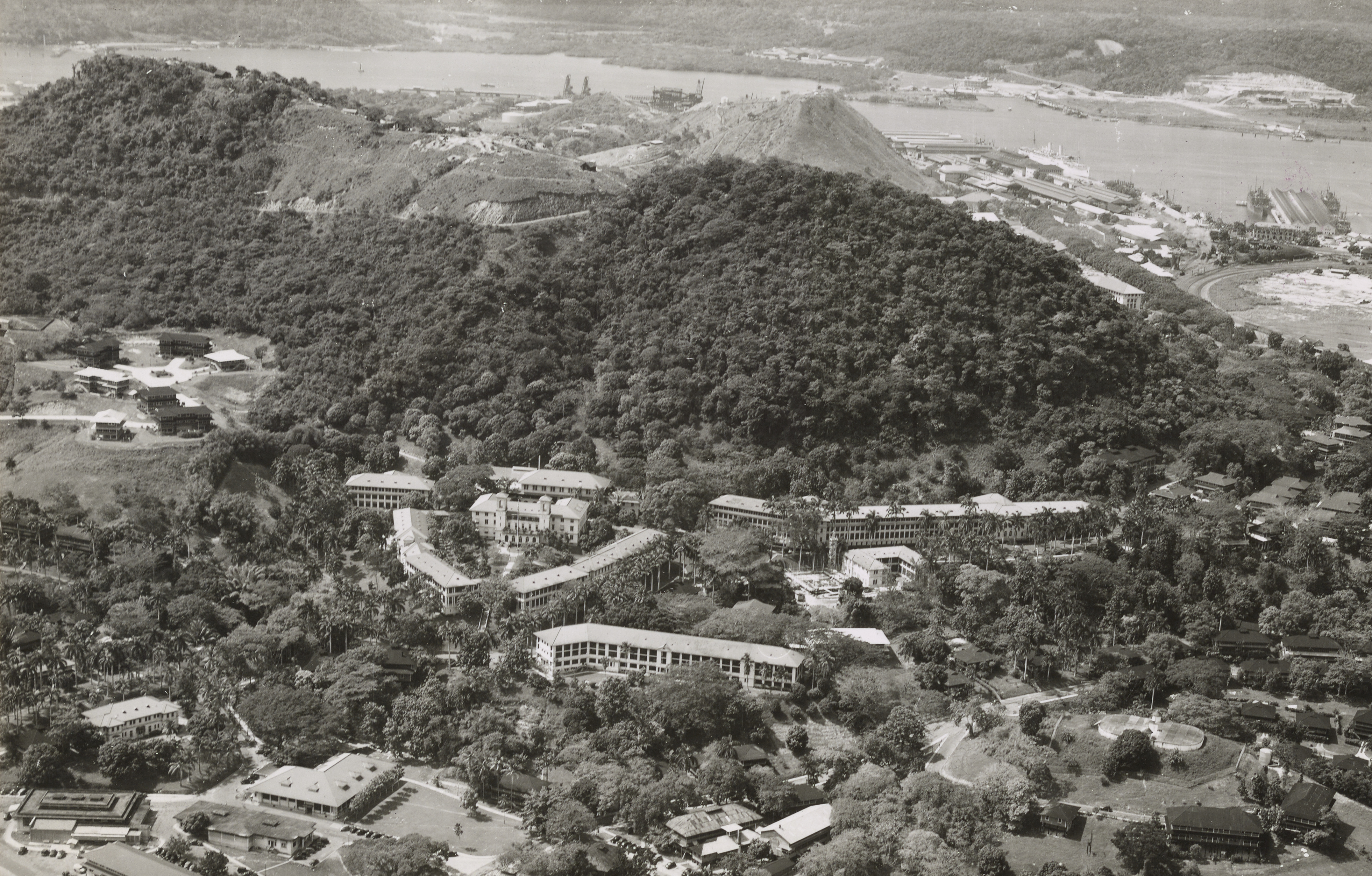 Gorgas Hospital aerial photo before World War II - Panama Canal Zone - Ancon - NARA - 68147526 (cropped).jpg