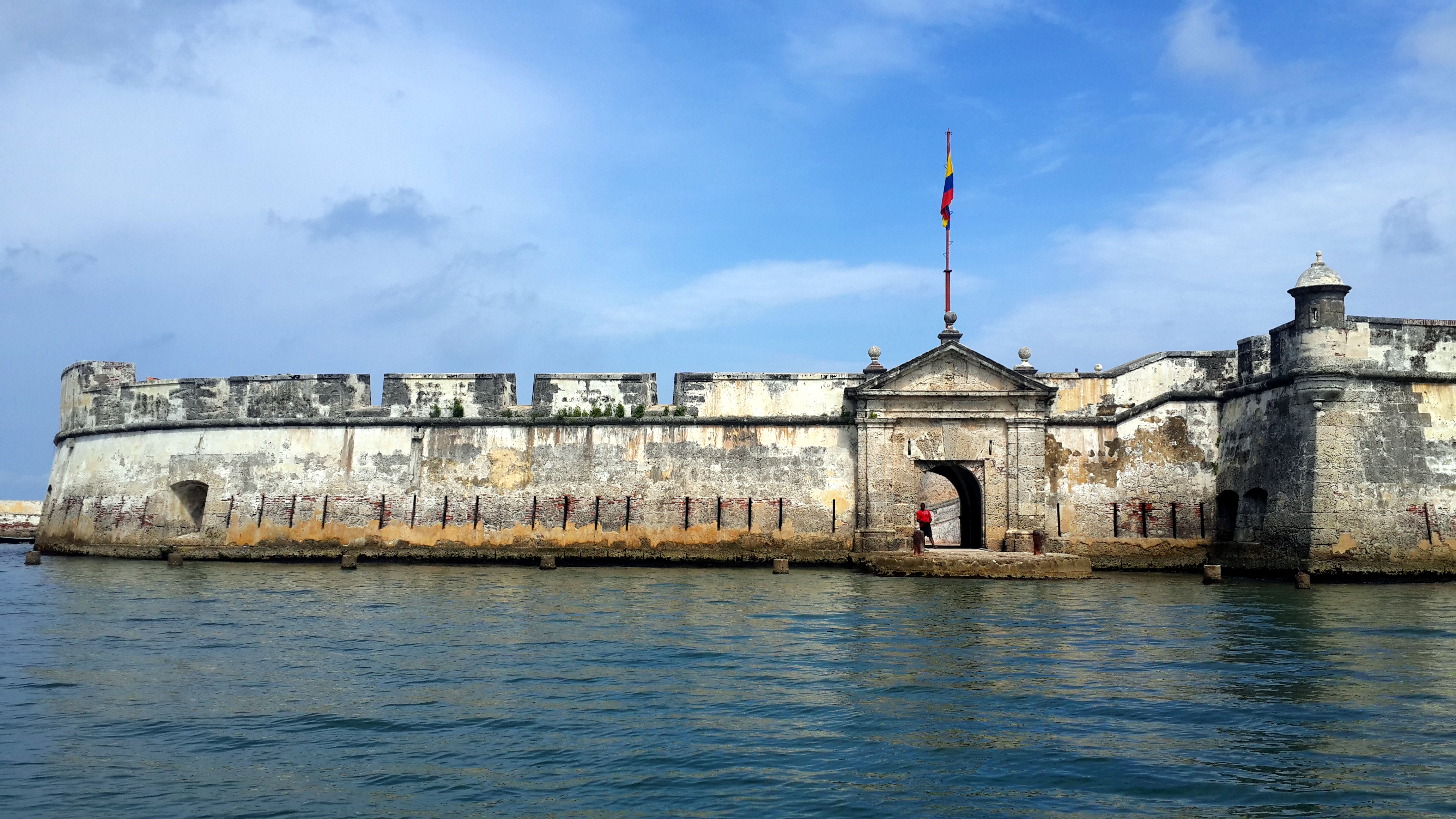 This is a photo of a Colombian monument with location ID