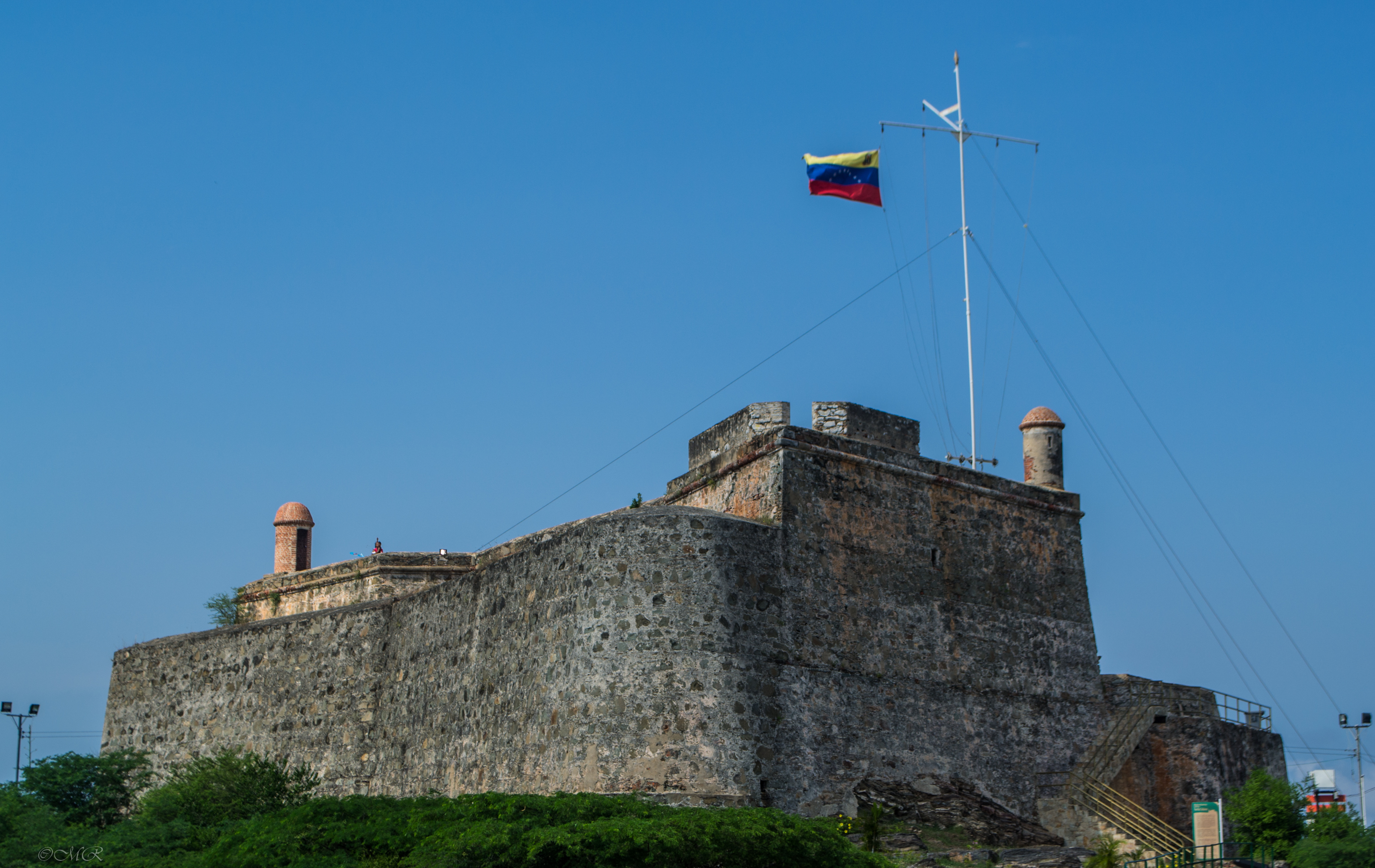 This is a photo of a Venezuelan monument identified by the ID